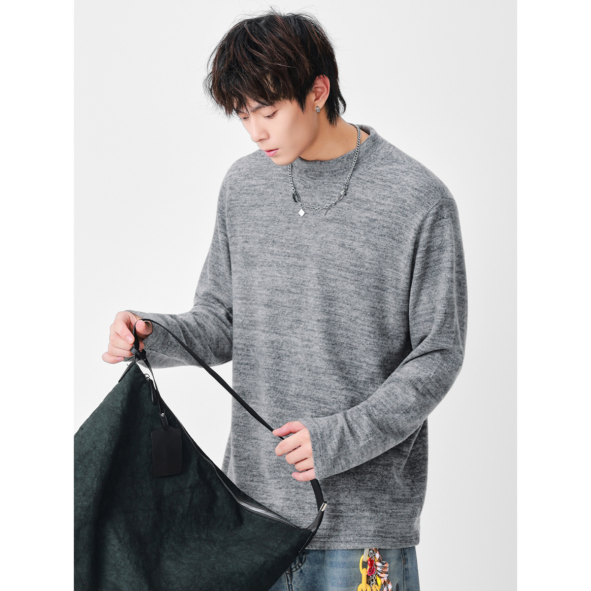 11M31 日系混色寬鬆半高領上衣 三色