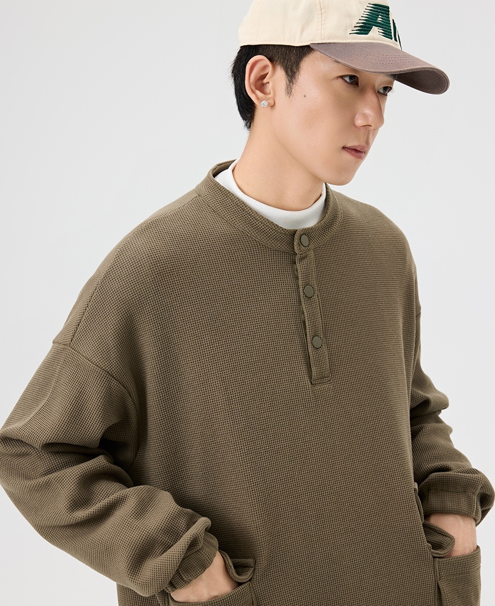 11M09  立體大口袋華夫格造型上衣 兩色