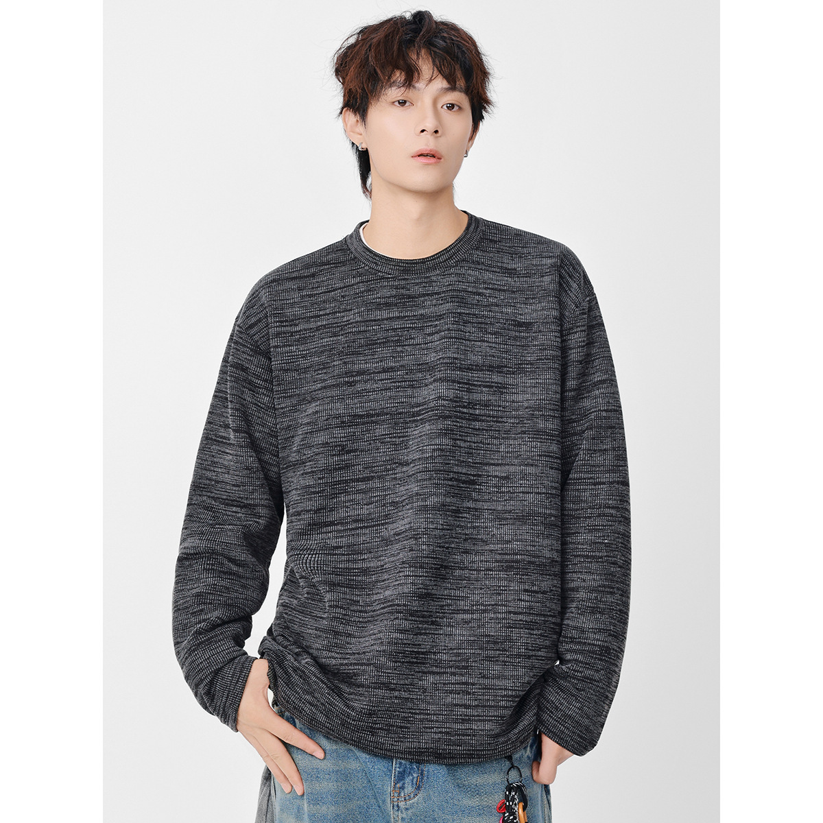 11M02 圓領編織感交錯線條上衣 三色