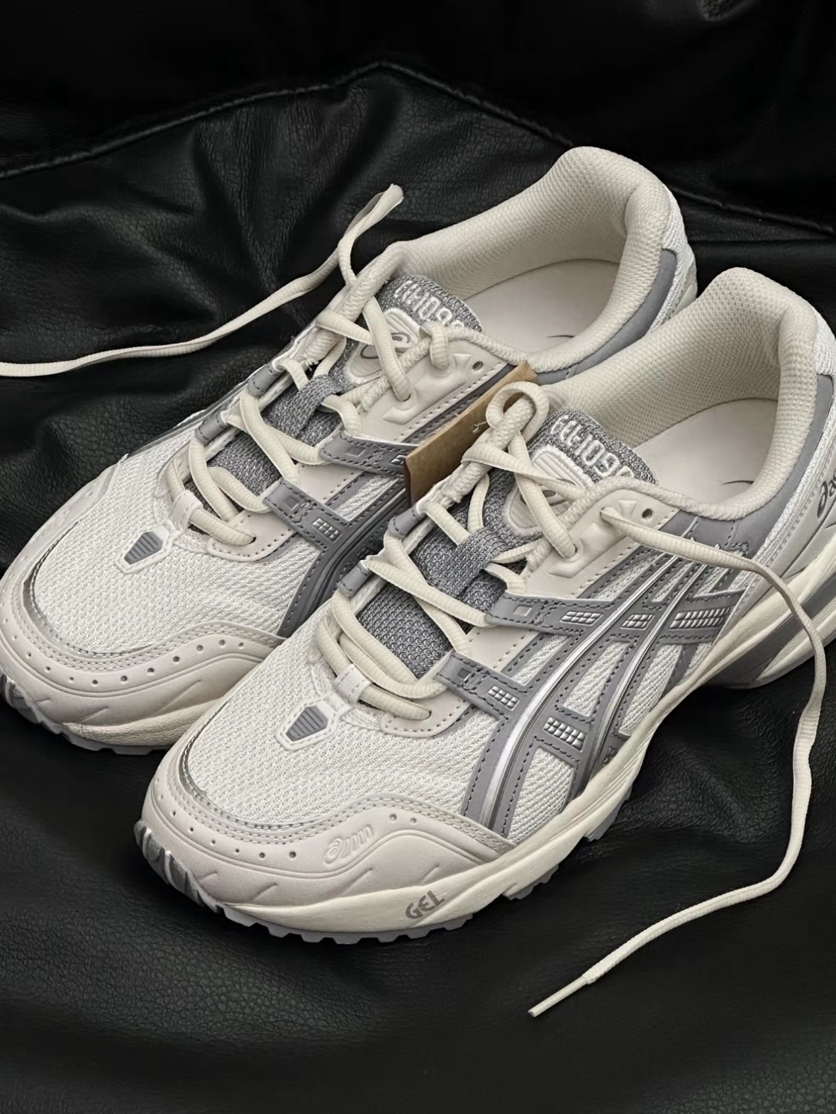 ASICS Gel-1090 V1 白灰 銀白 復古 男女同款 1203A243-103