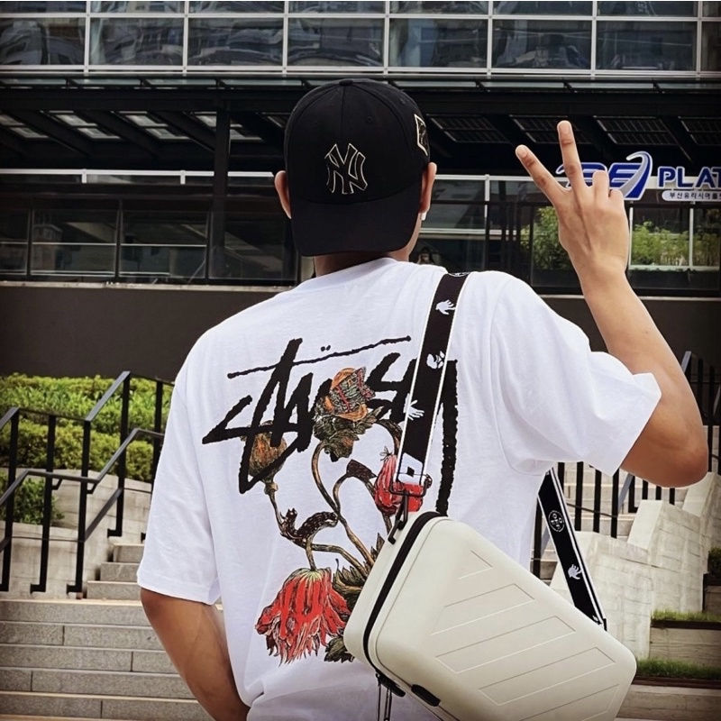 STUSSY Withered Flower Tee