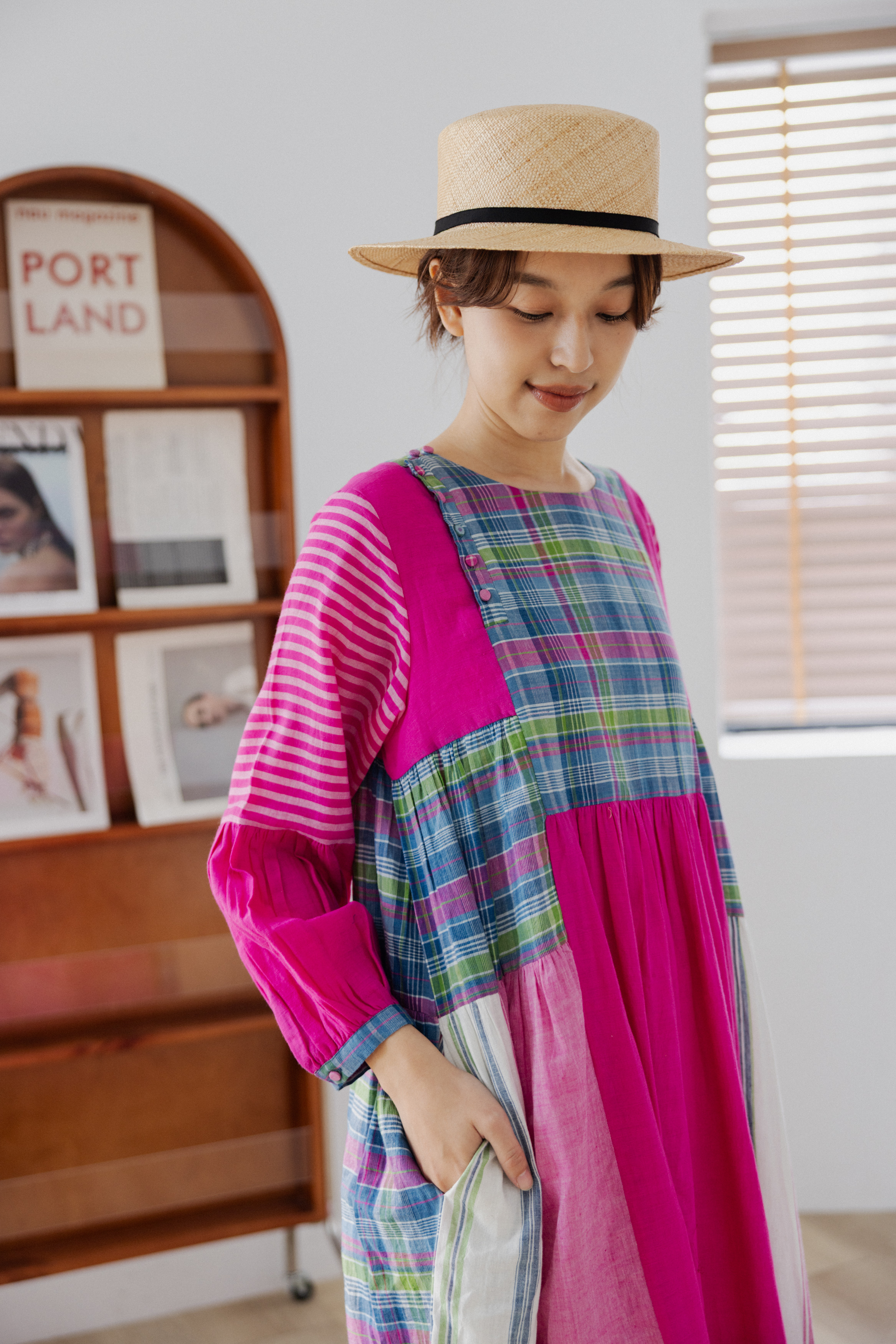 【karnam】圓領桃紅色格紋長洋裝