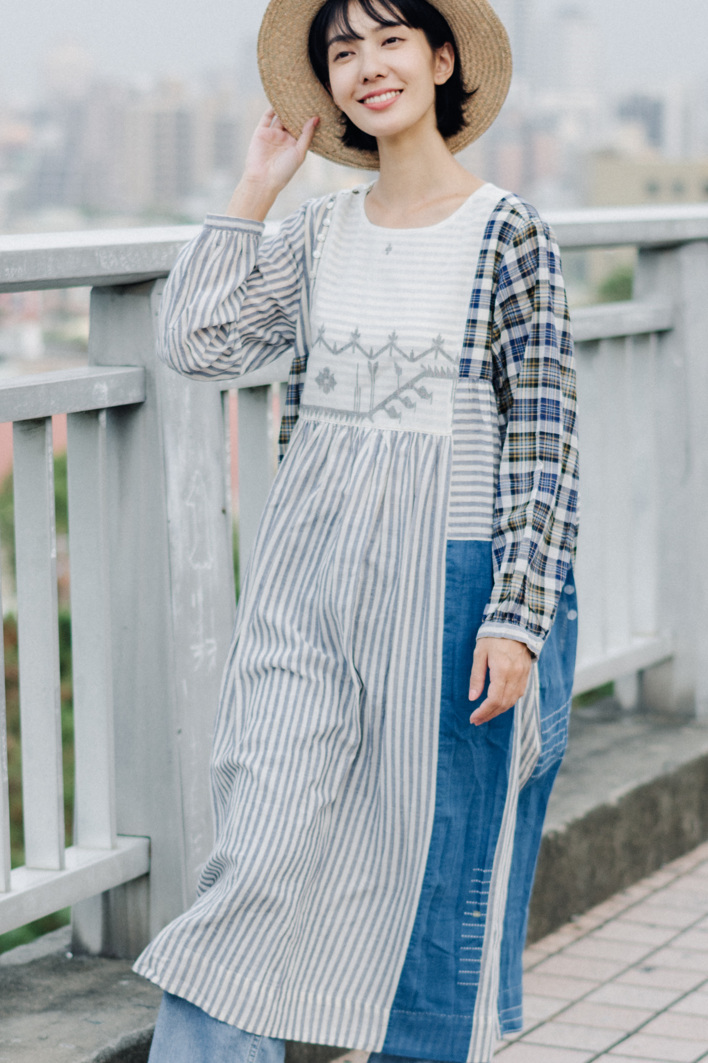 【karnam】圓領藍格拼接長袖洋裝