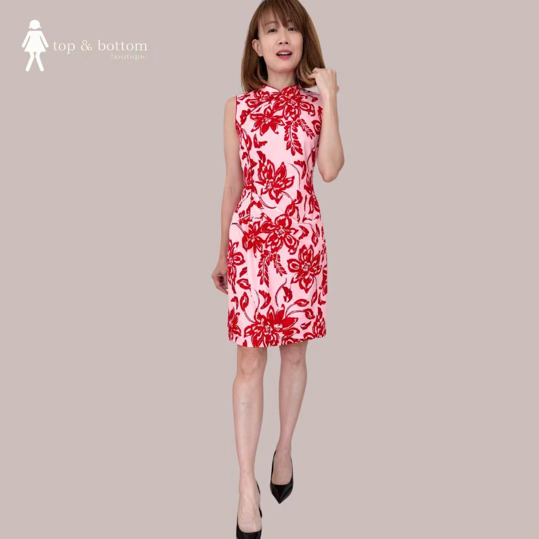 SLEEVELESS FLORAL CHEONGSAM DRESS