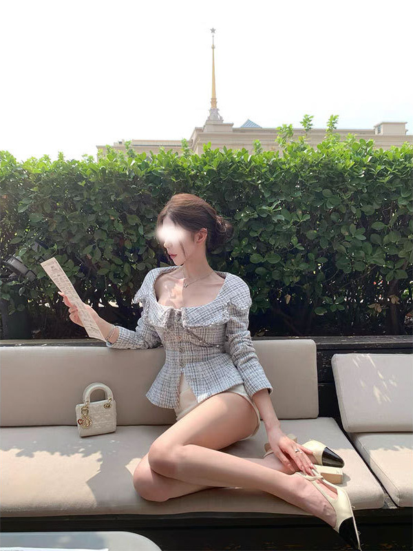 性感大方領 毛尼翻領收腰套