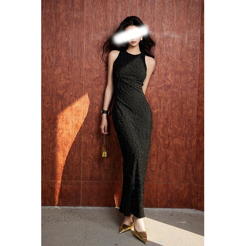 亮絲流蘇 彈性貼身長洋裝(黑/白)