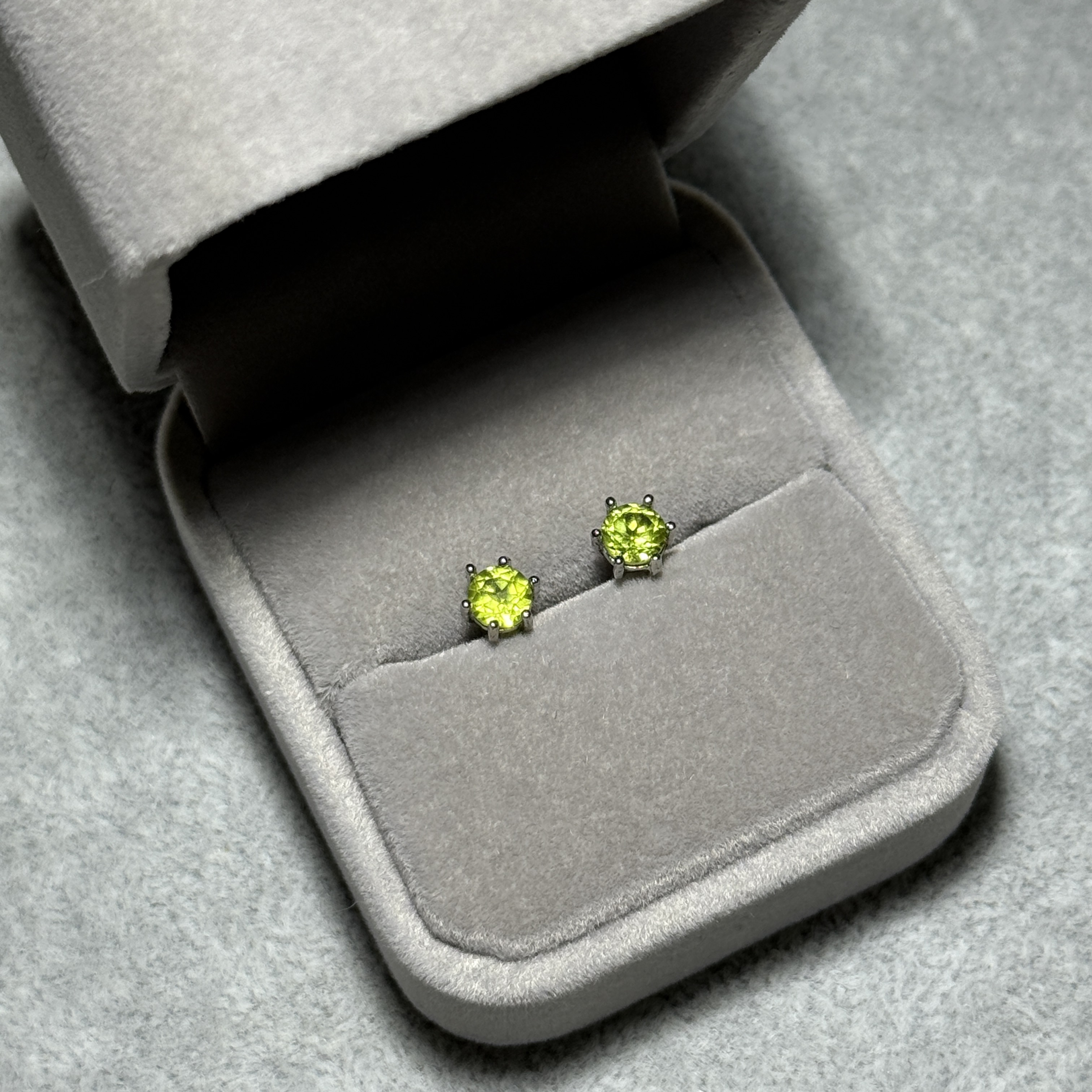 橄欖石耳環 RE1524