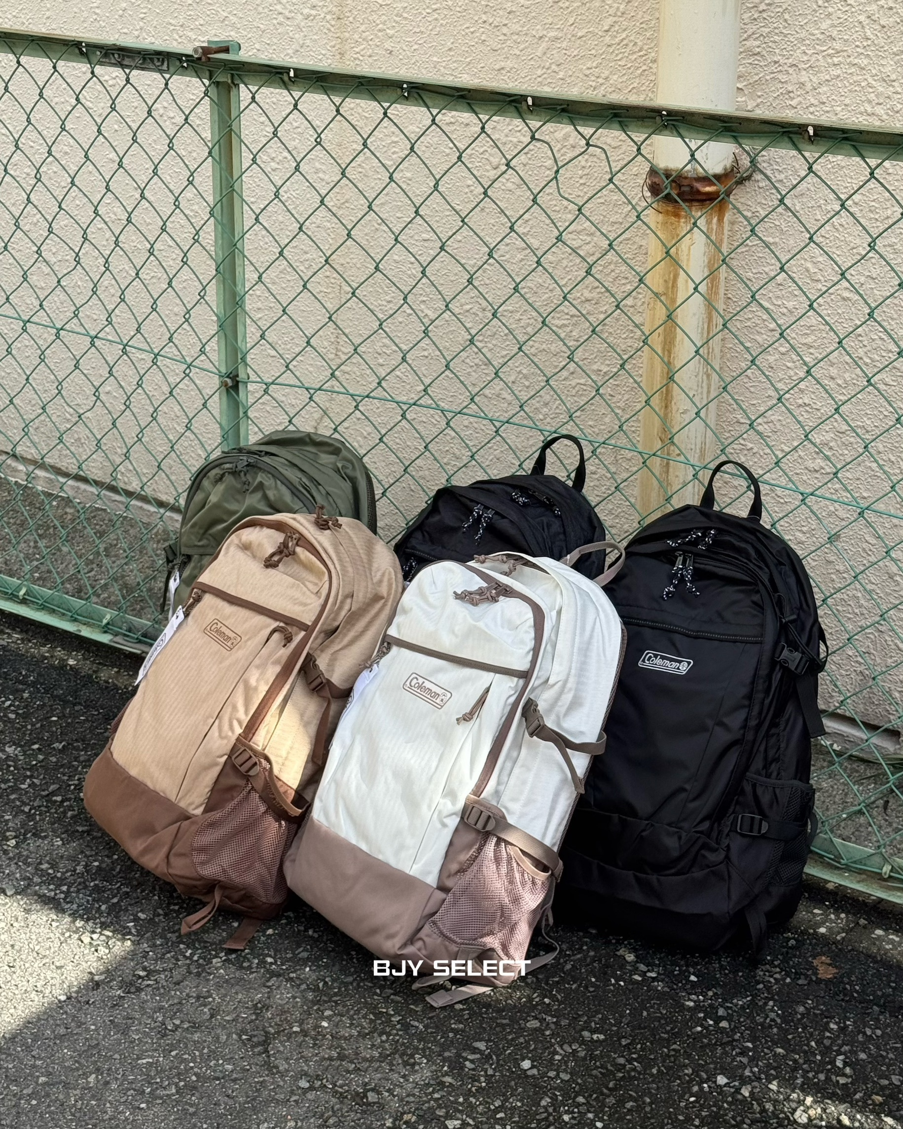 #現貨 日本Coleman Walker 後背包 健身包 33L 五色