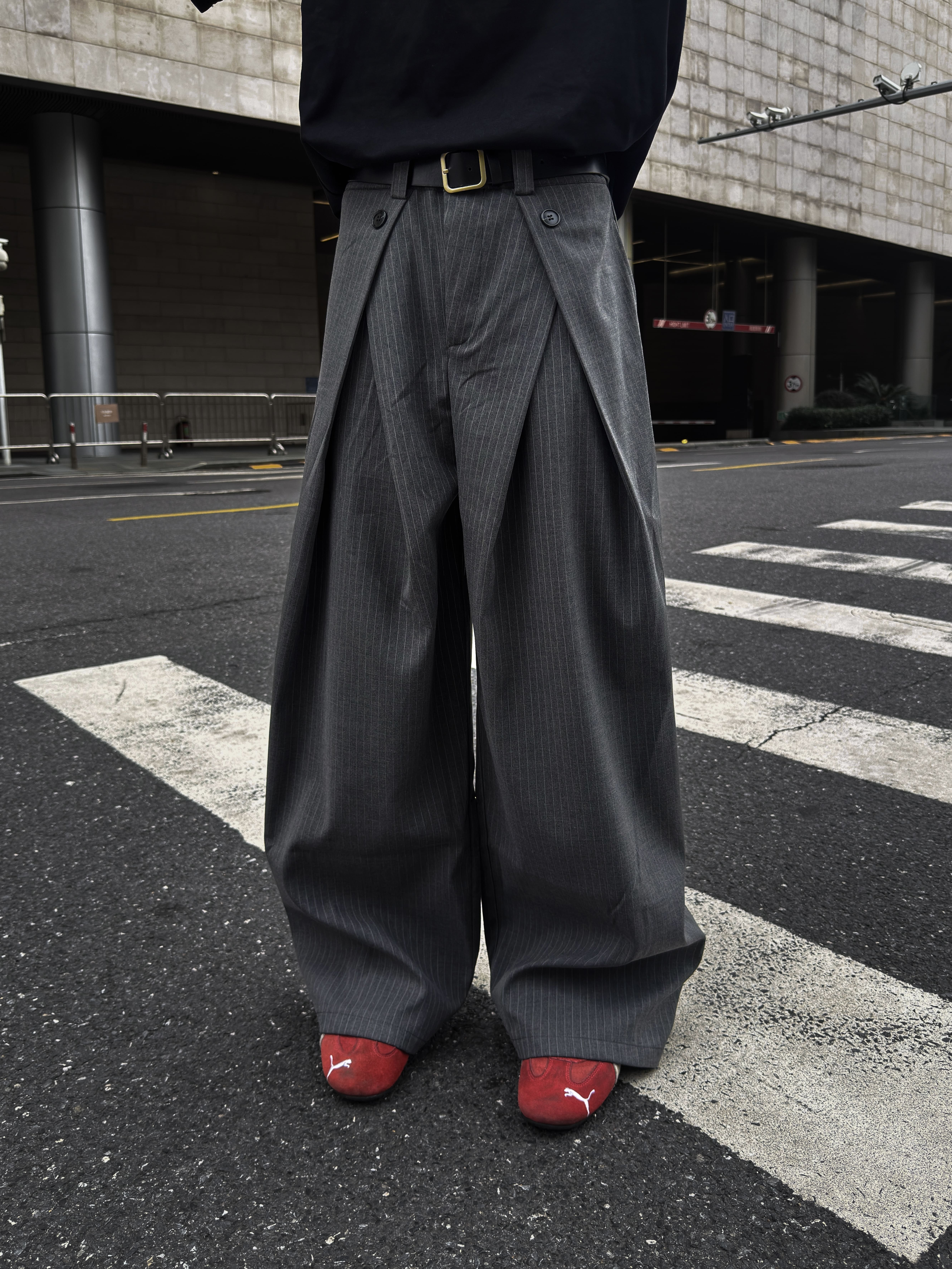 (現貨) 高級感裁剪條紋西裝褲