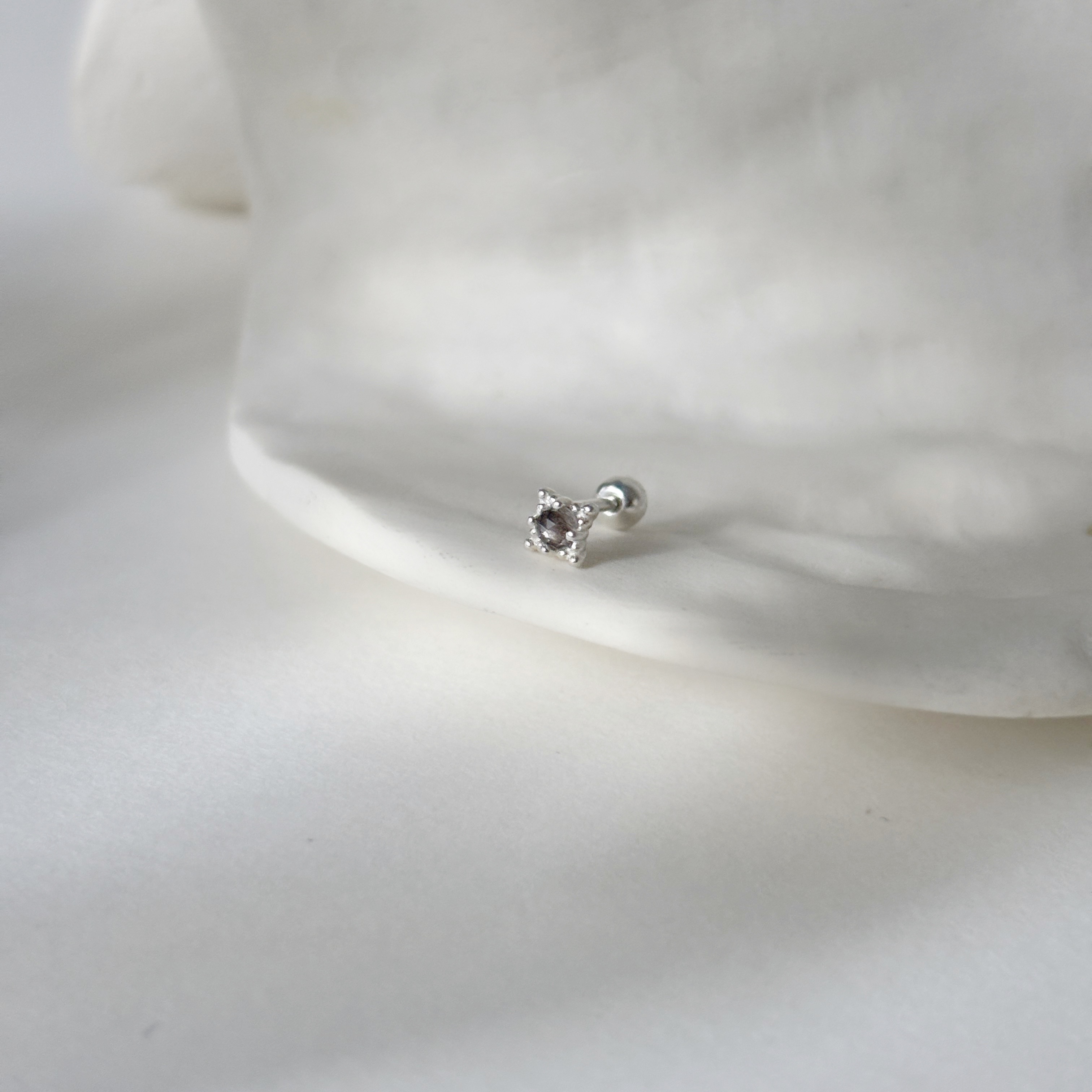 小星菱棕月光石轉珠耳環