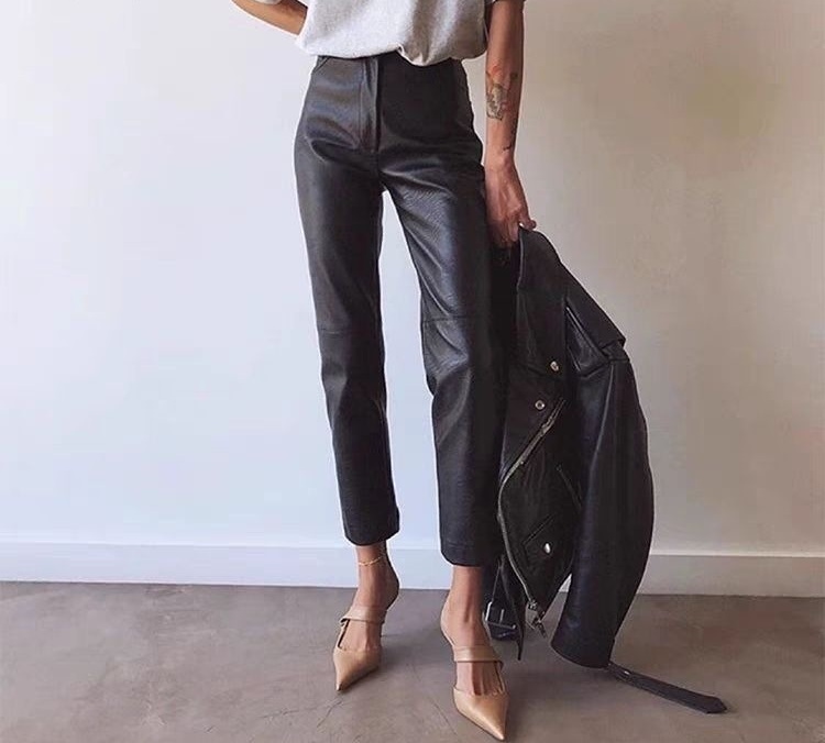 秋冬必備! 高腰直筒皮褲
