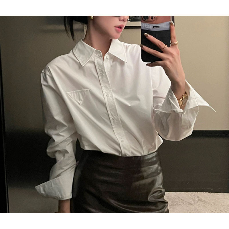 三角標 挺版白襯衫
