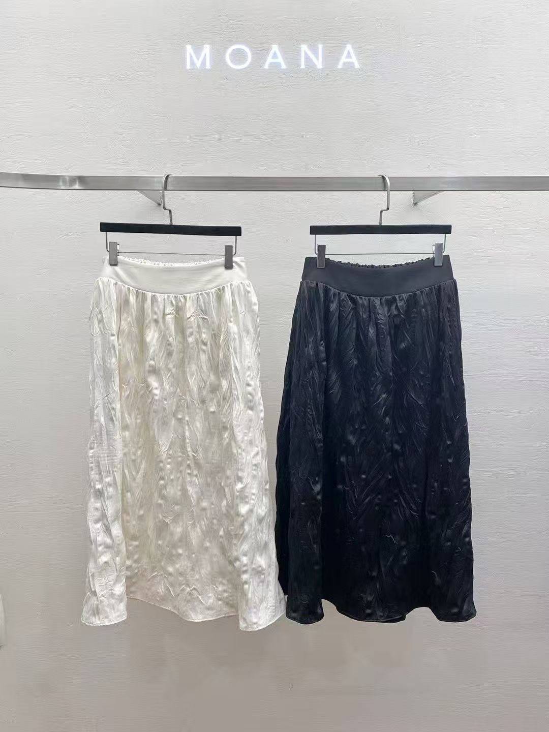 *特價* MK5216 水波紋皺褶長裙