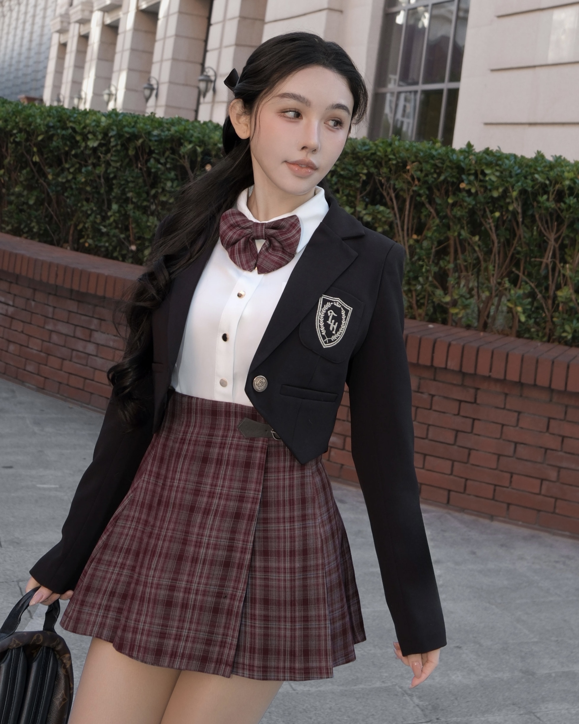 訂製-學院風刺繡西裝短外套