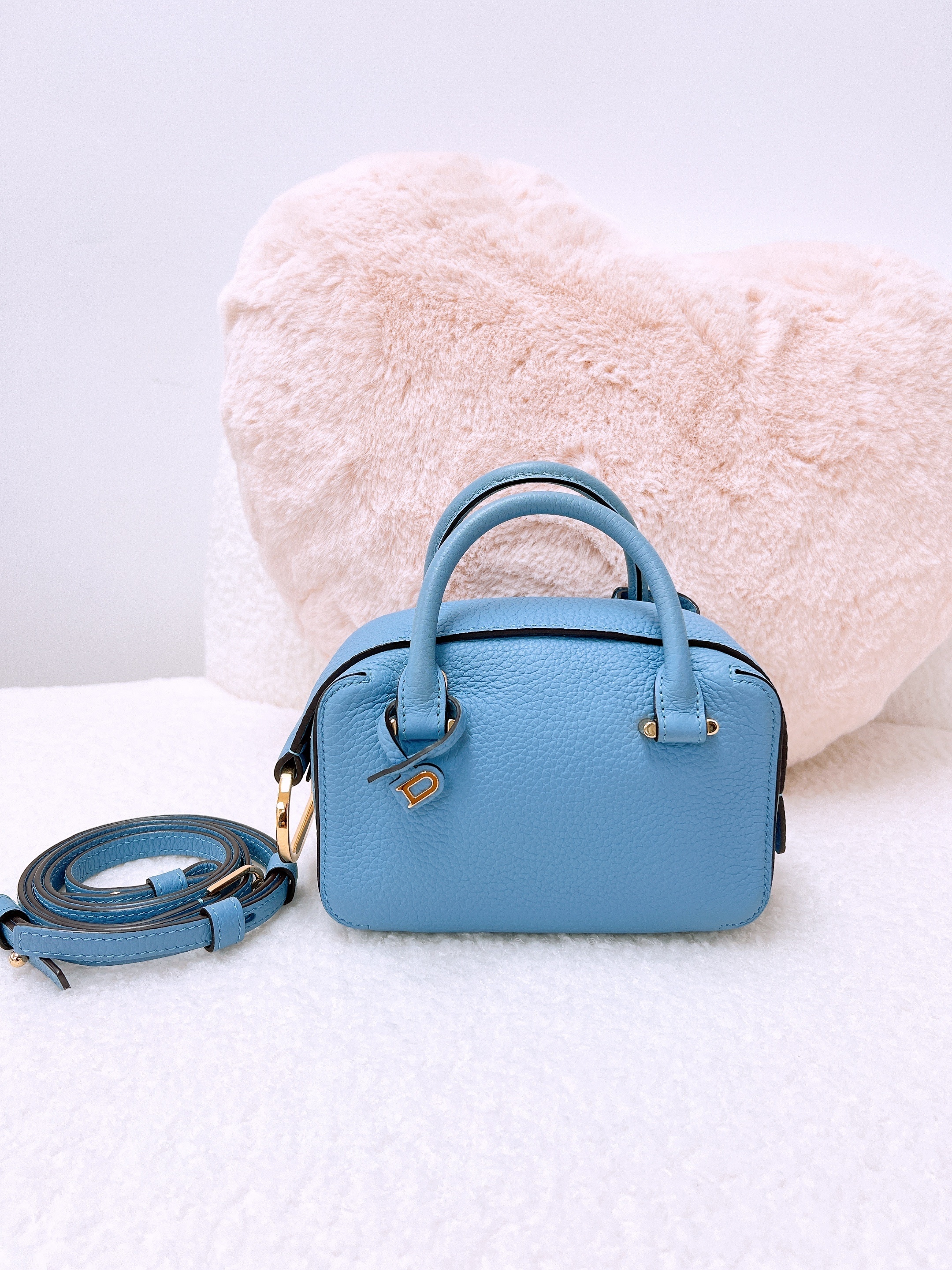 Delvaux coolbox nano blue