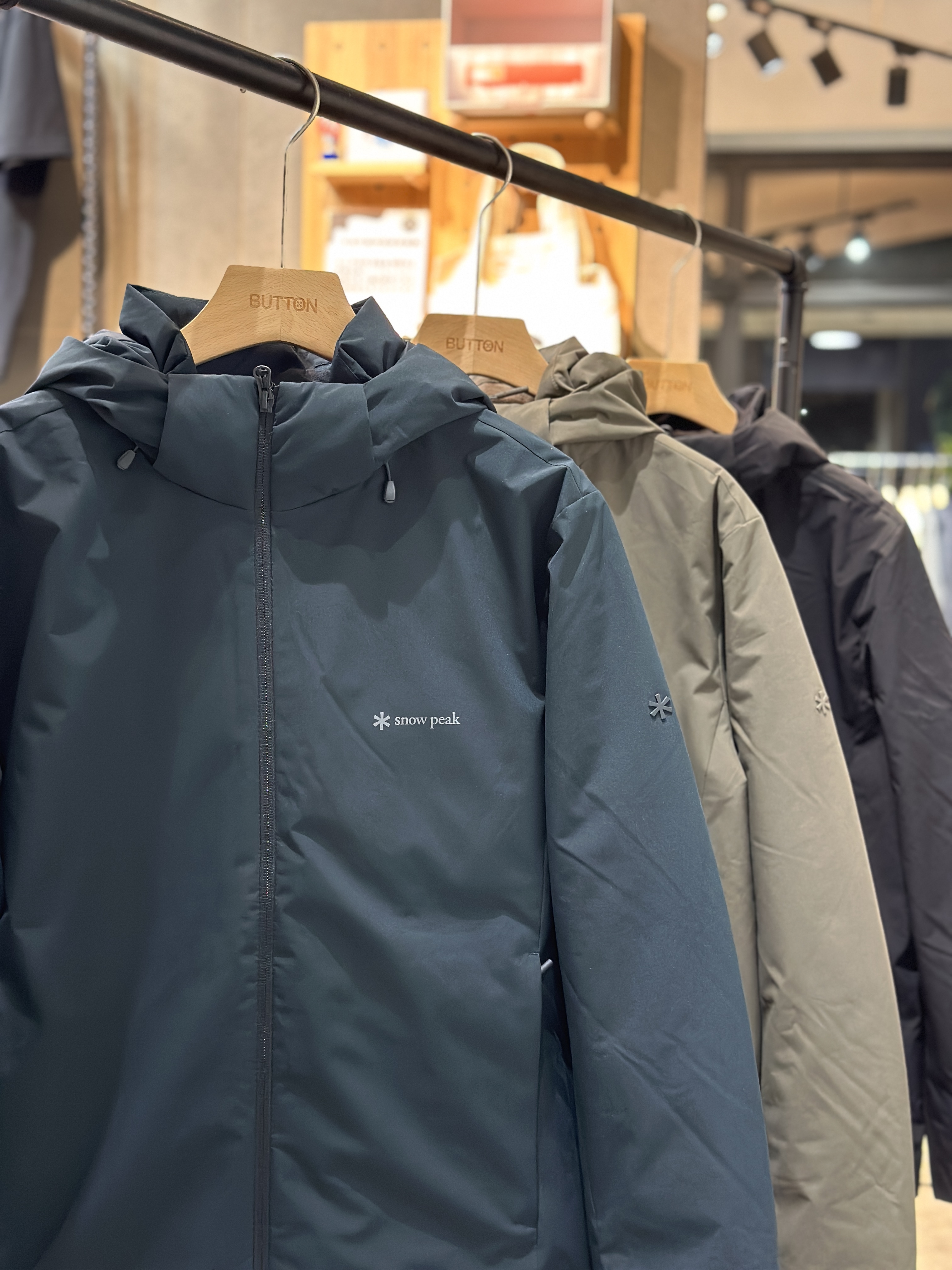 【現貨】snow peak 2L Titanig Light Hood Down Jacket 手臂立體logo 防水 輕量 連帽 羽絨外套 S25WMTDJ32