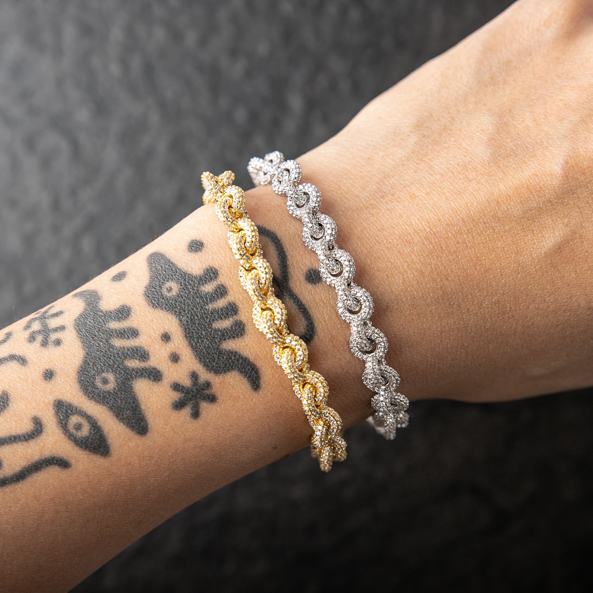 8mm滿鑲甜甜圈Ｏ字手鍊