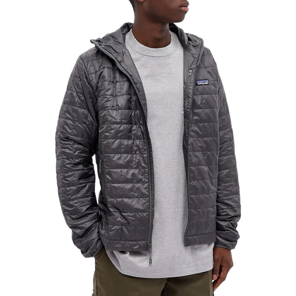 【代購】Patagonia Hooded Padded Jacket 84222