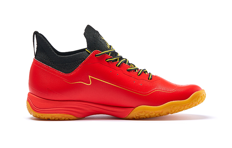【代購】Kawasaki Slip Resistant Abrasion Resistant Low top Badminton Shoes Unisex Red Gold K1B10-A3303-2 NEW