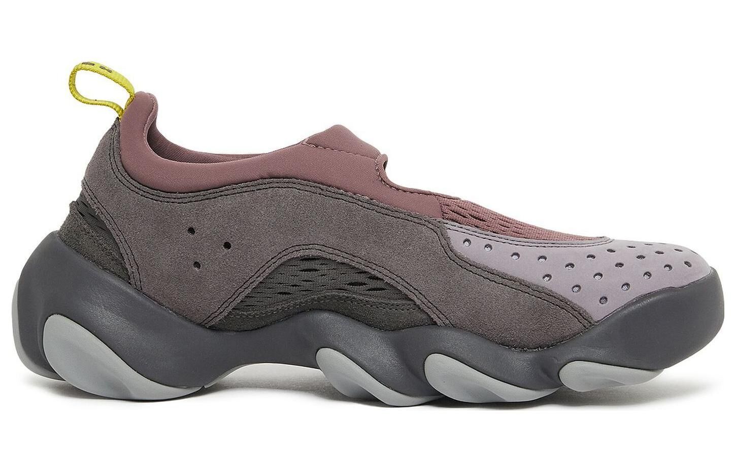 【代購】Oakley Slip on Perforated Sneakers BDF23S02003572RD14