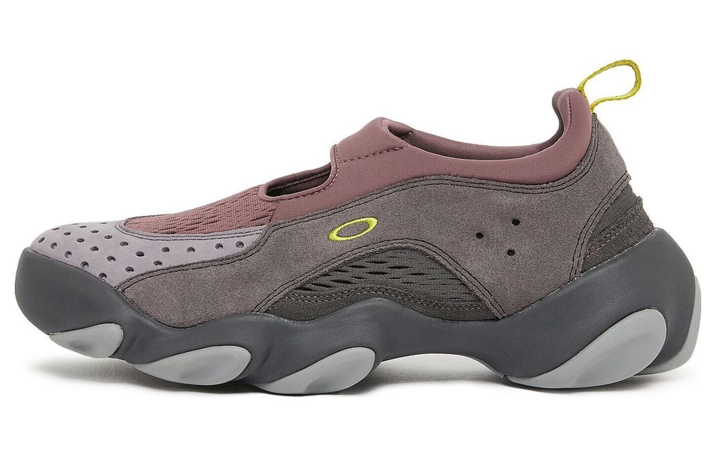 【代購】Oakley Slip on Perforated Sneakers BDF23S02003572RD14