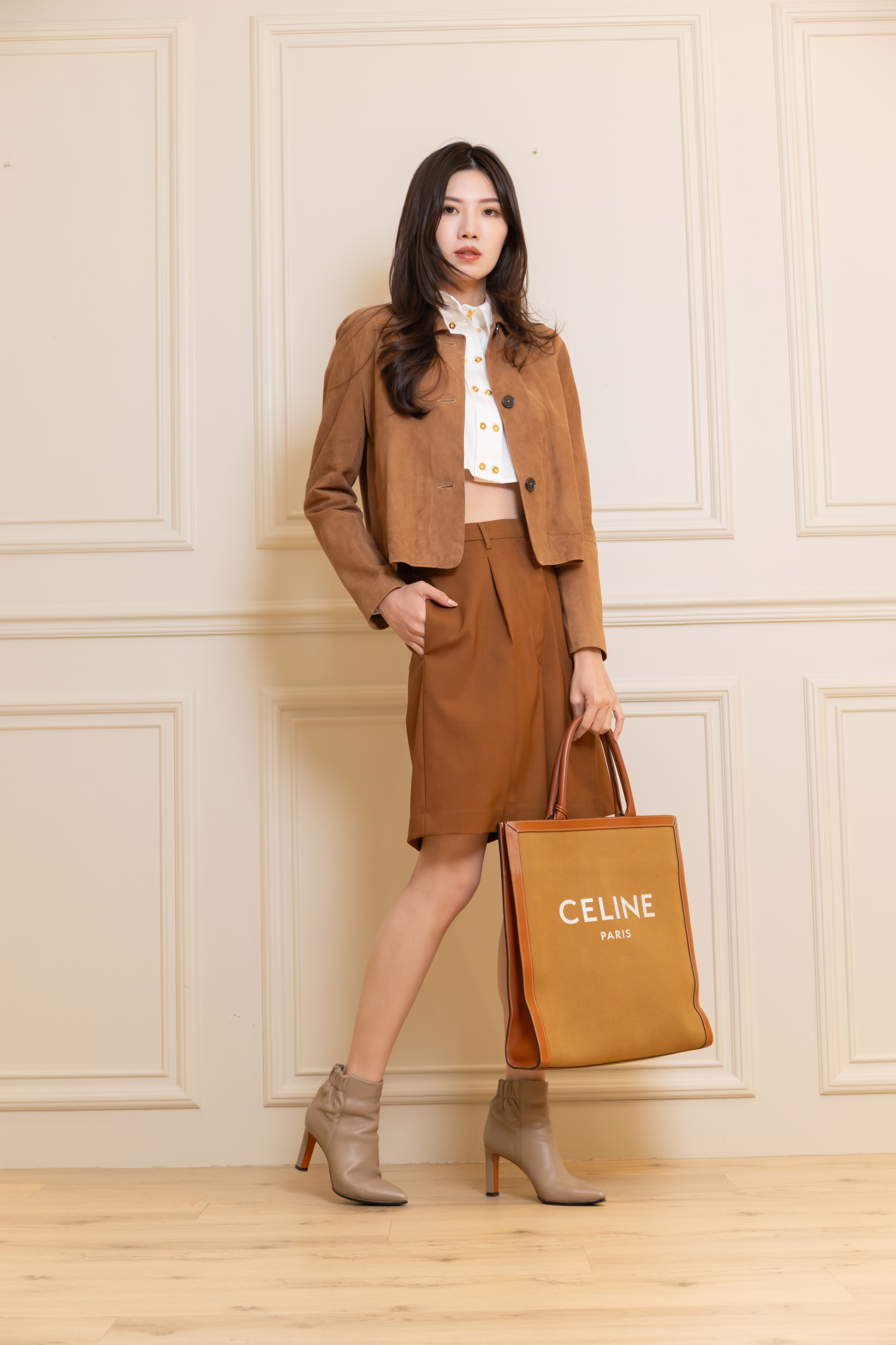 ARMA 麂皮短外套(駝)