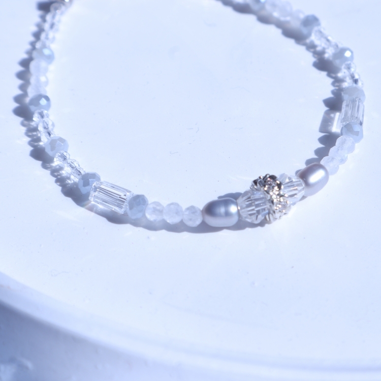 冬日療癒雪絨花 水晶天然石 手鏈 獨家設計款