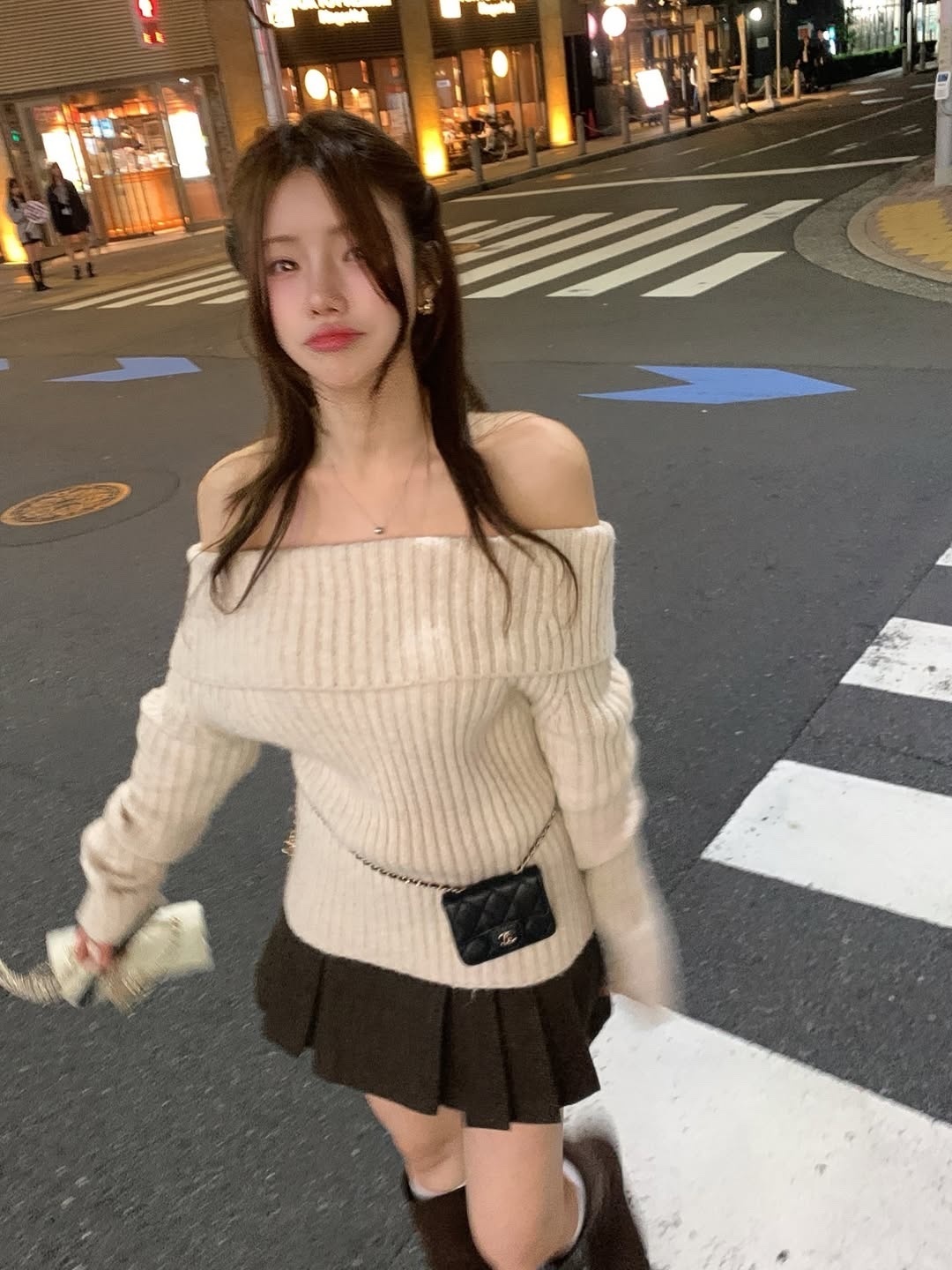 KR STAIGHT OFF SHOULDER KNIT