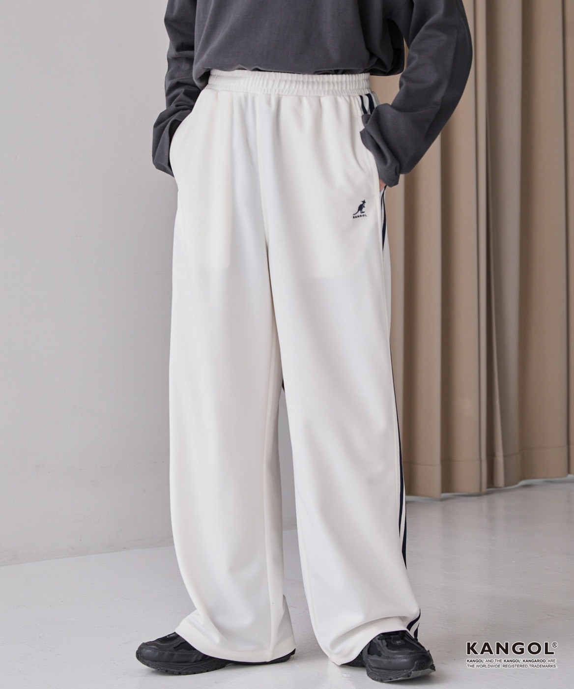 #預購 日本限定 KANGOL 刺繡側邊線條寬直筒棉褲 四色