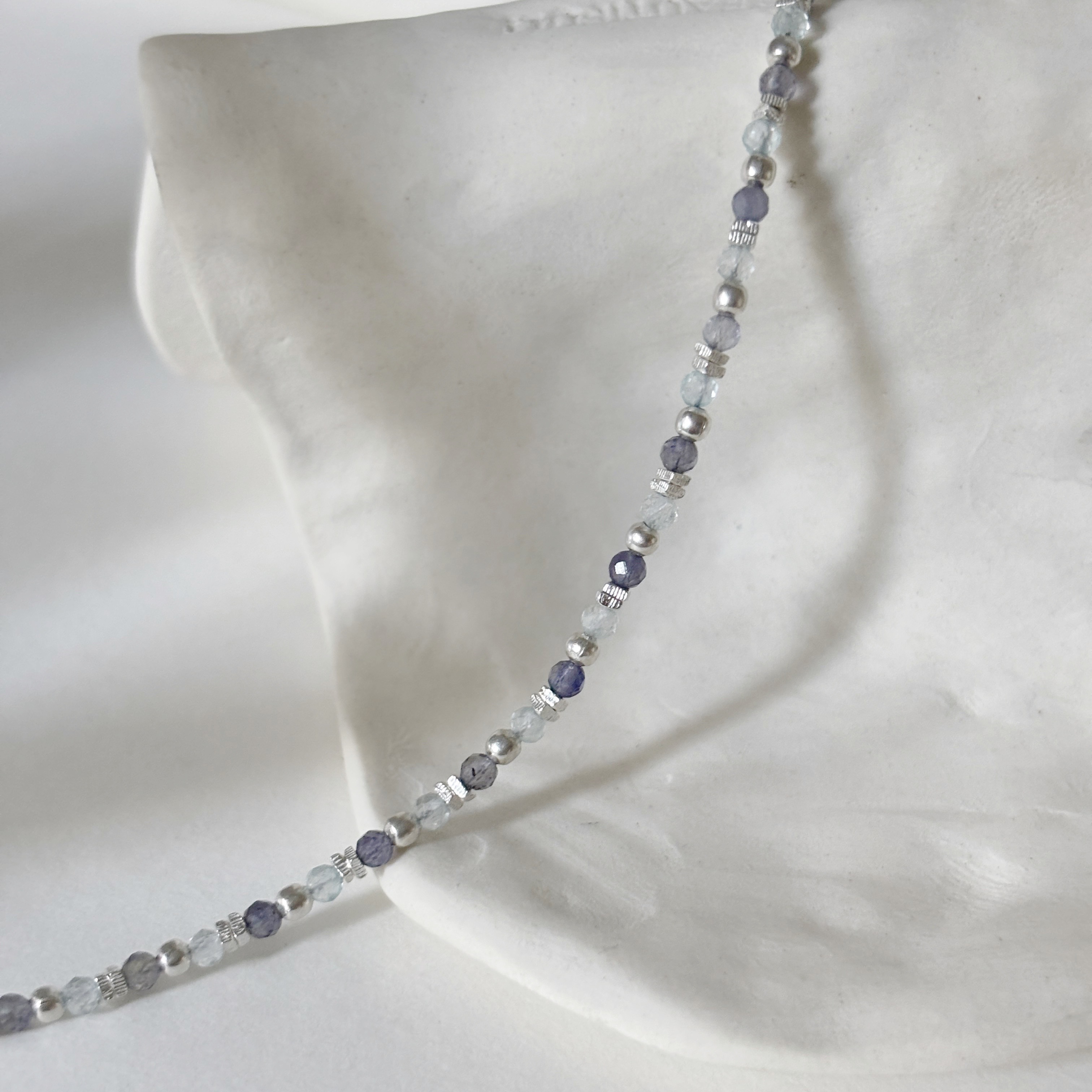 菫青托帕石碎銀間隔手工手環