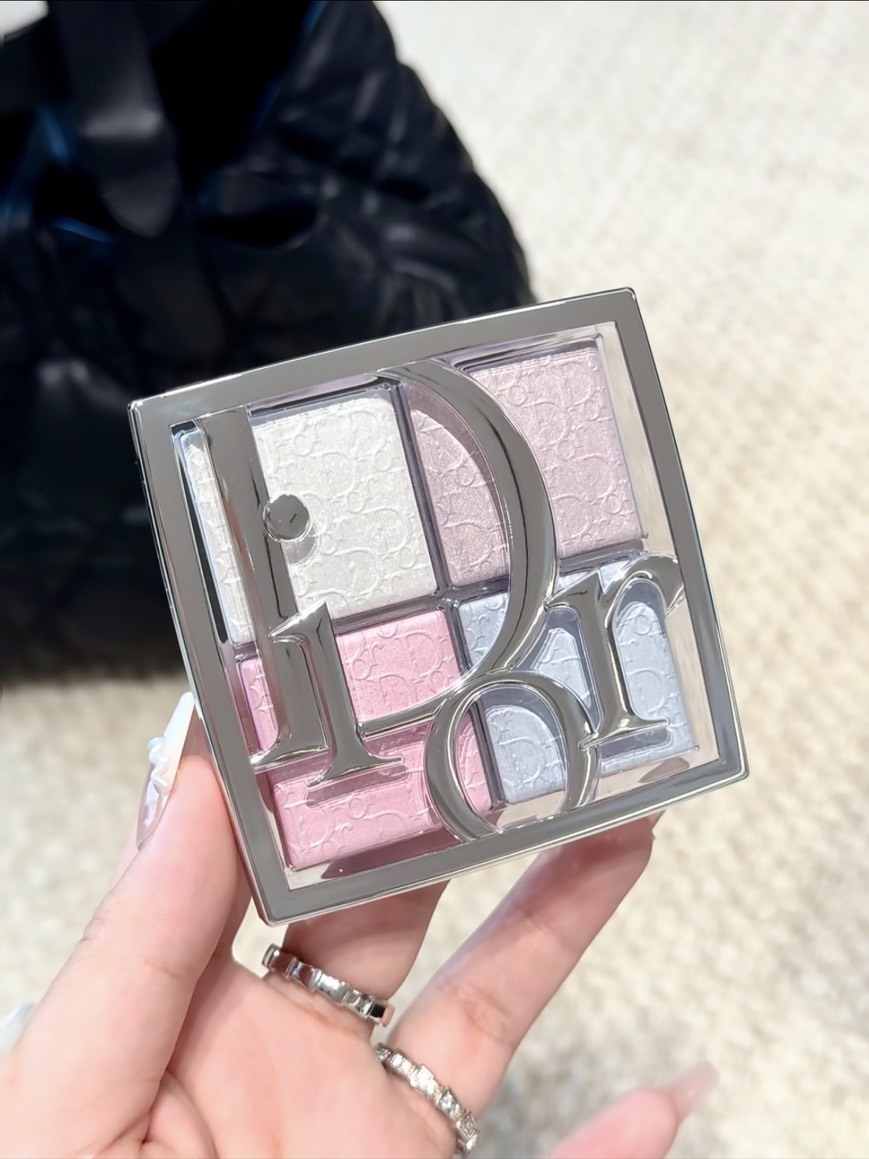DIOR 迪奧緹花亮彩盤