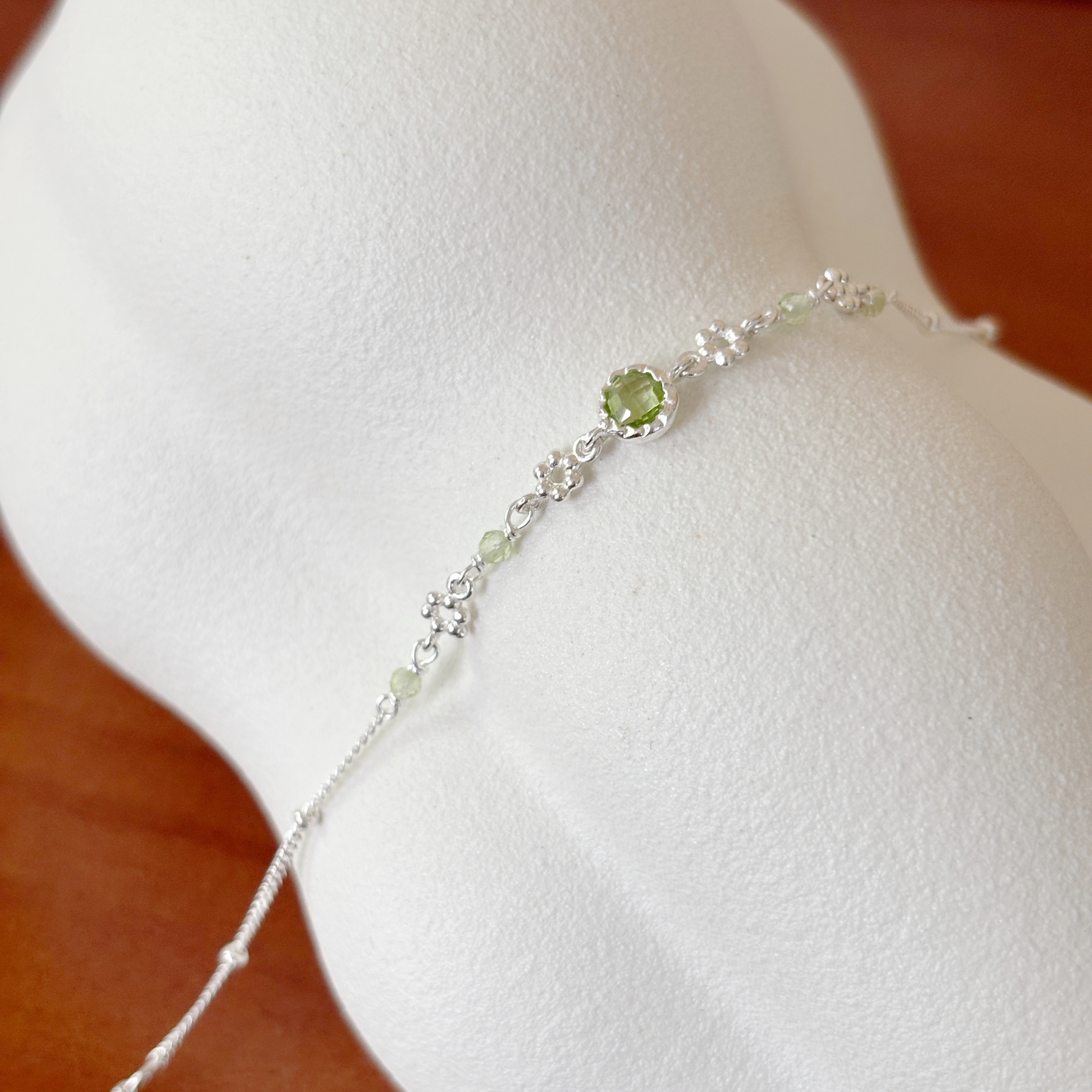 蛋糕小圓橄欖石碎花手鍊