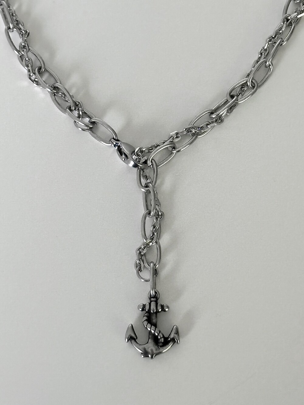 OFUSE ANCHOR NECKLACE