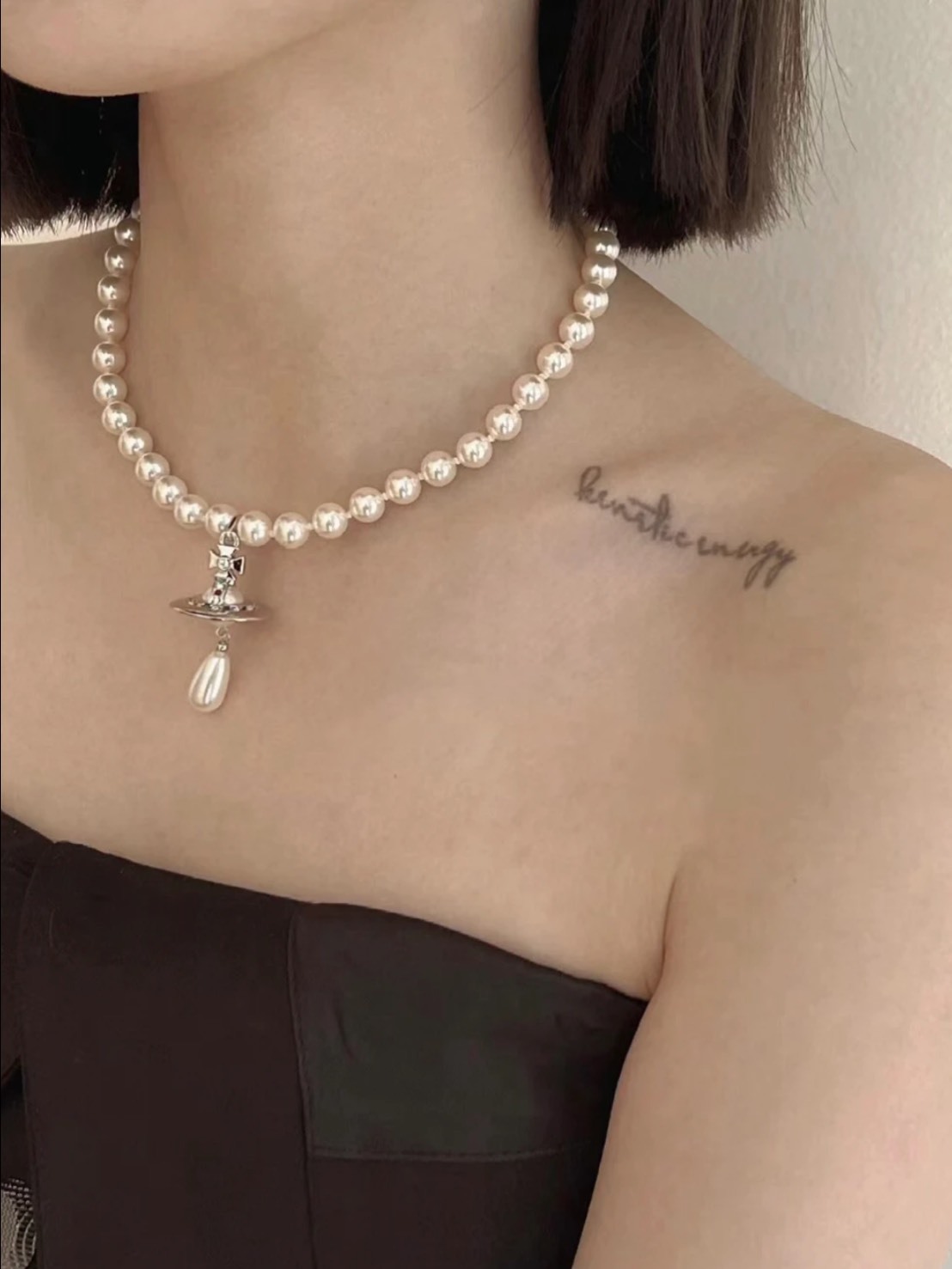 VIVIENNE WESTWOOD 立體 土星 ORB 單層 水滴珍珠 項鍊