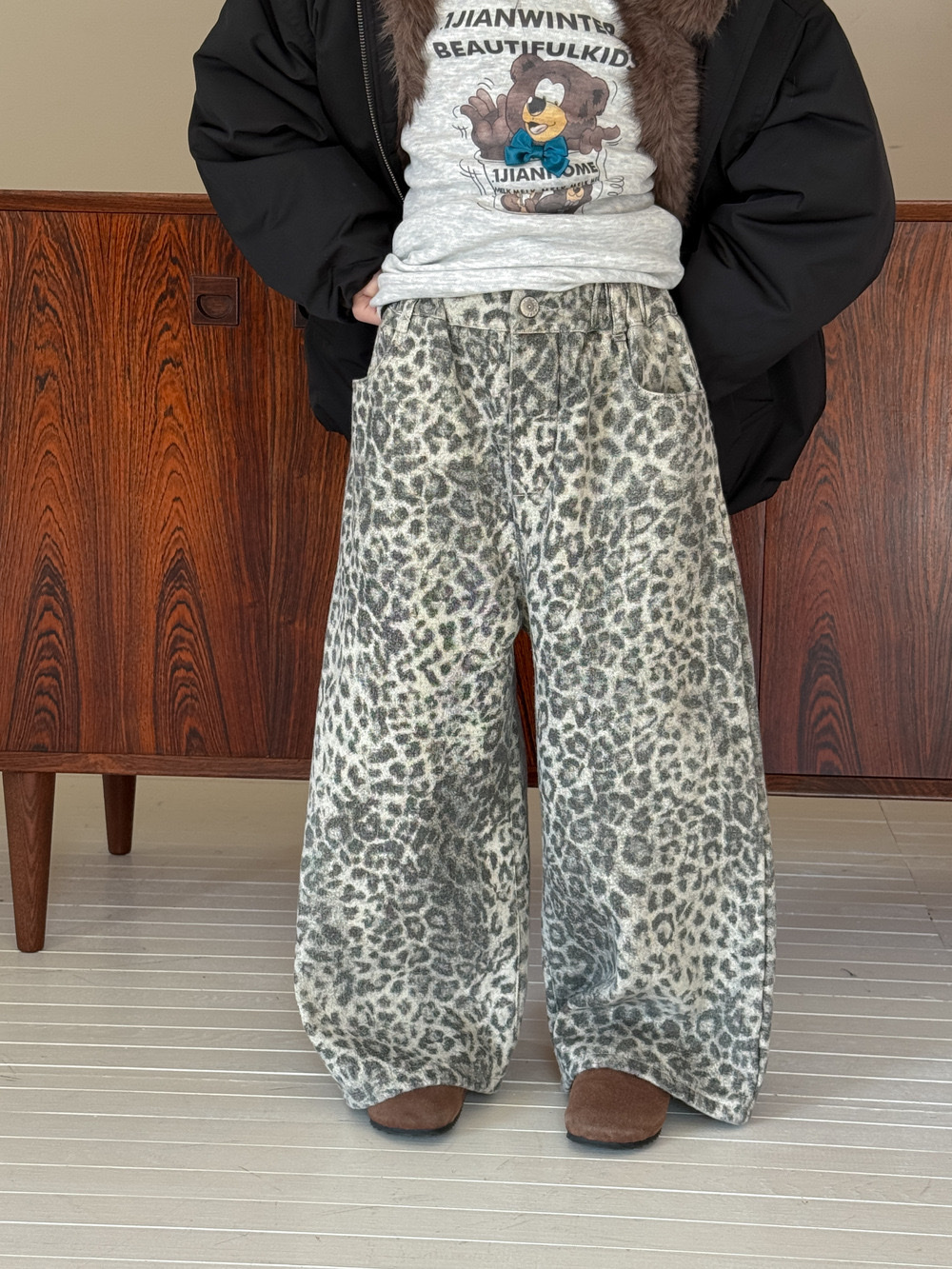 小眾款豹紋刷舊加厚直筒牛仔褲