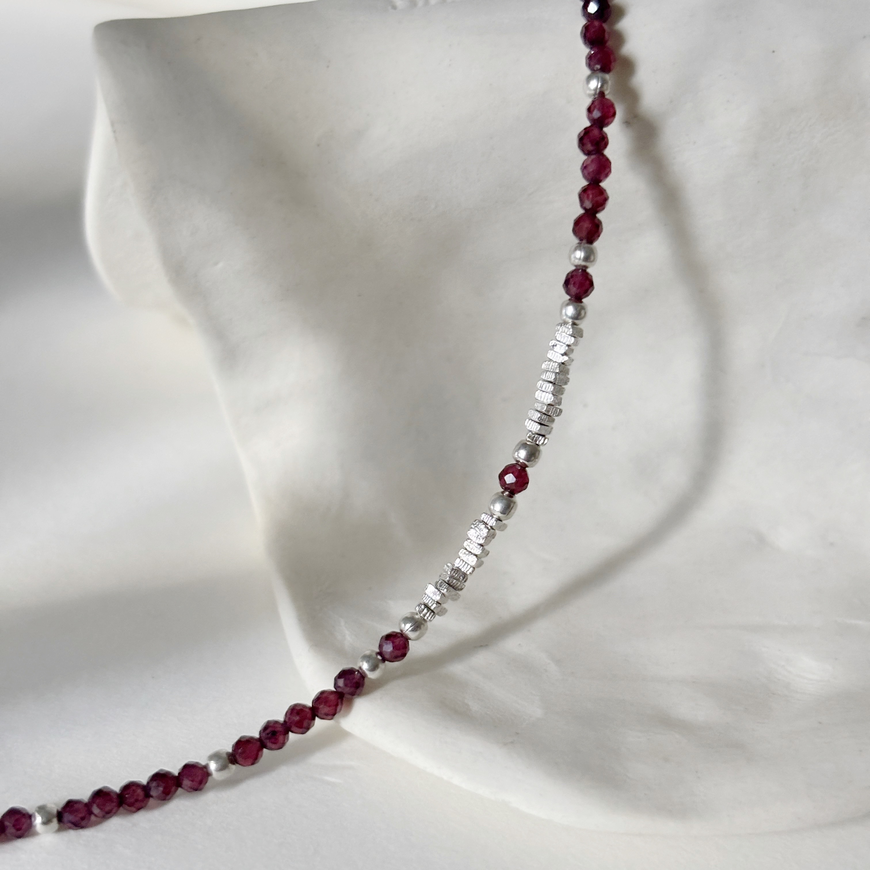 石榴石碎碎銀手工手環