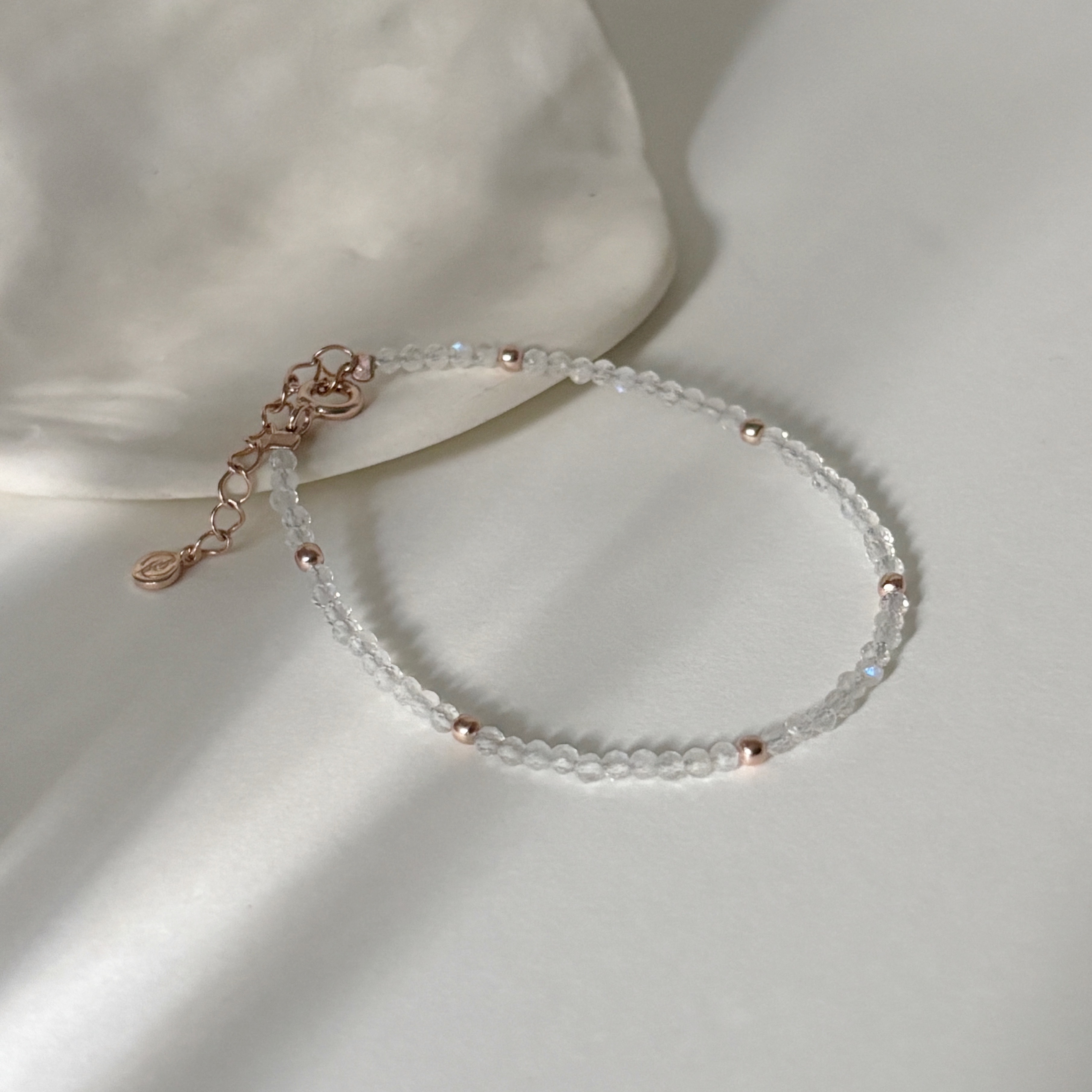 簡約小珠月光石手工手環