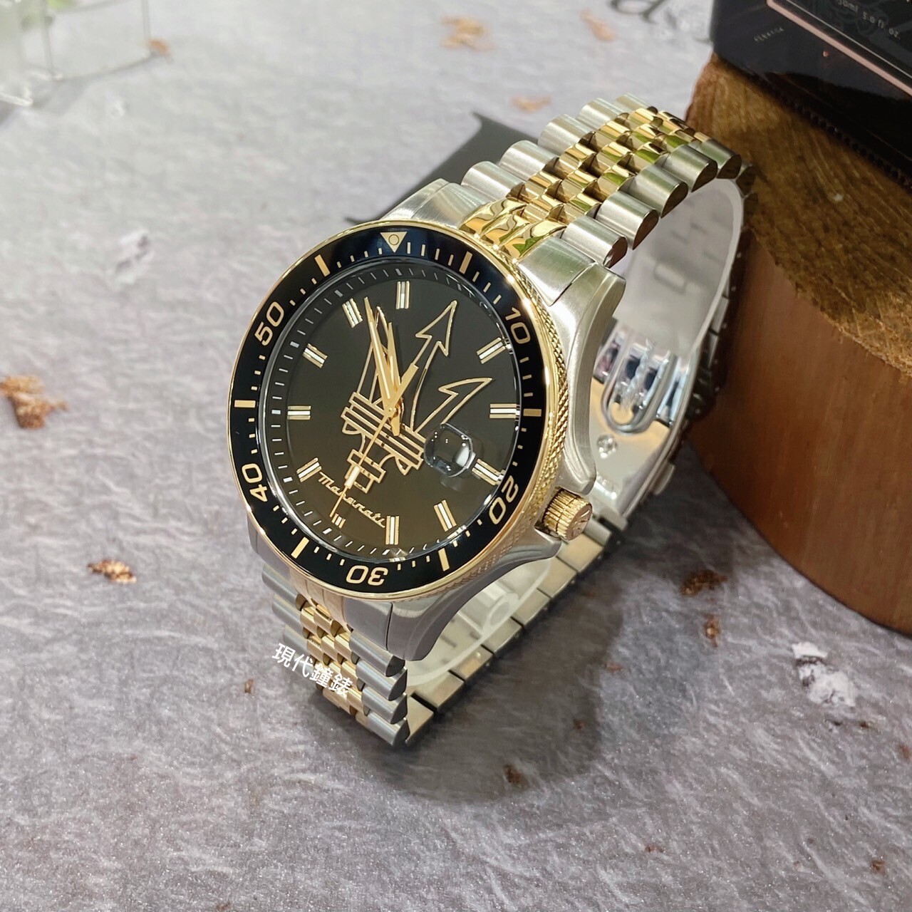 【Maserati 瑪莎拉蒂】 Sfida 無畏迎戰 大LOGO半金男錶R8853140009 44mm 現代鐘錶