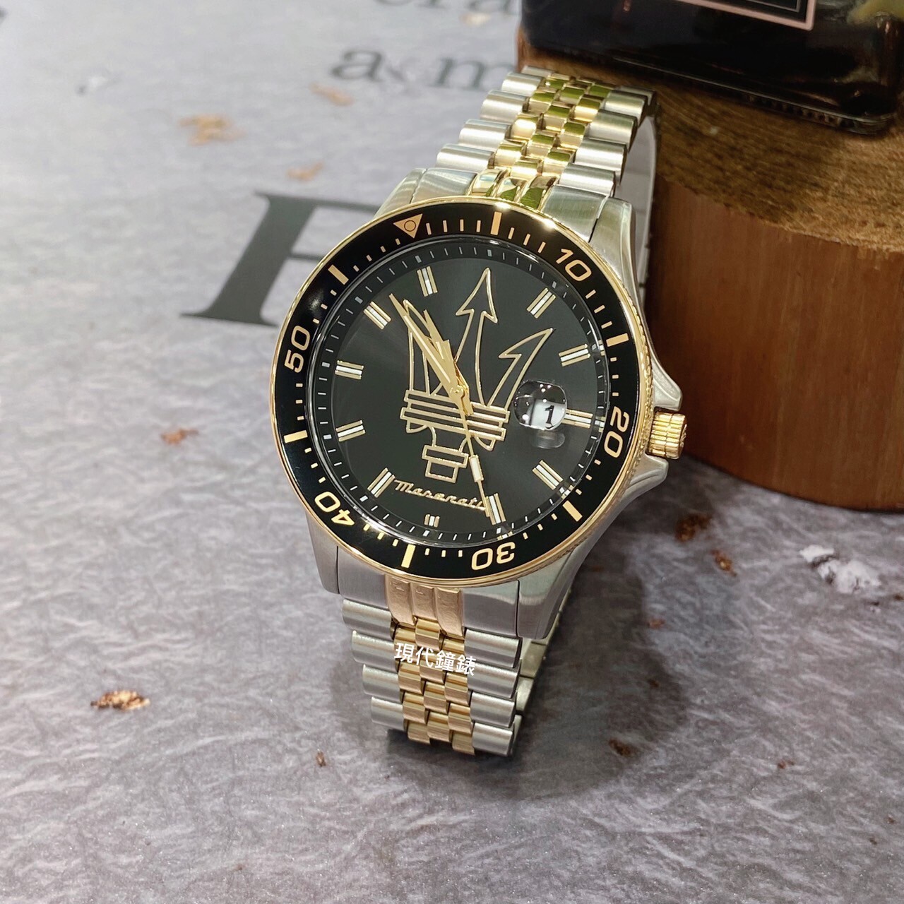 【Maserati 瑪莎拉蒂】 Sfida 無畏迎戰 大LOGO半金男錶R8853140009 44mm 現代鐘錶