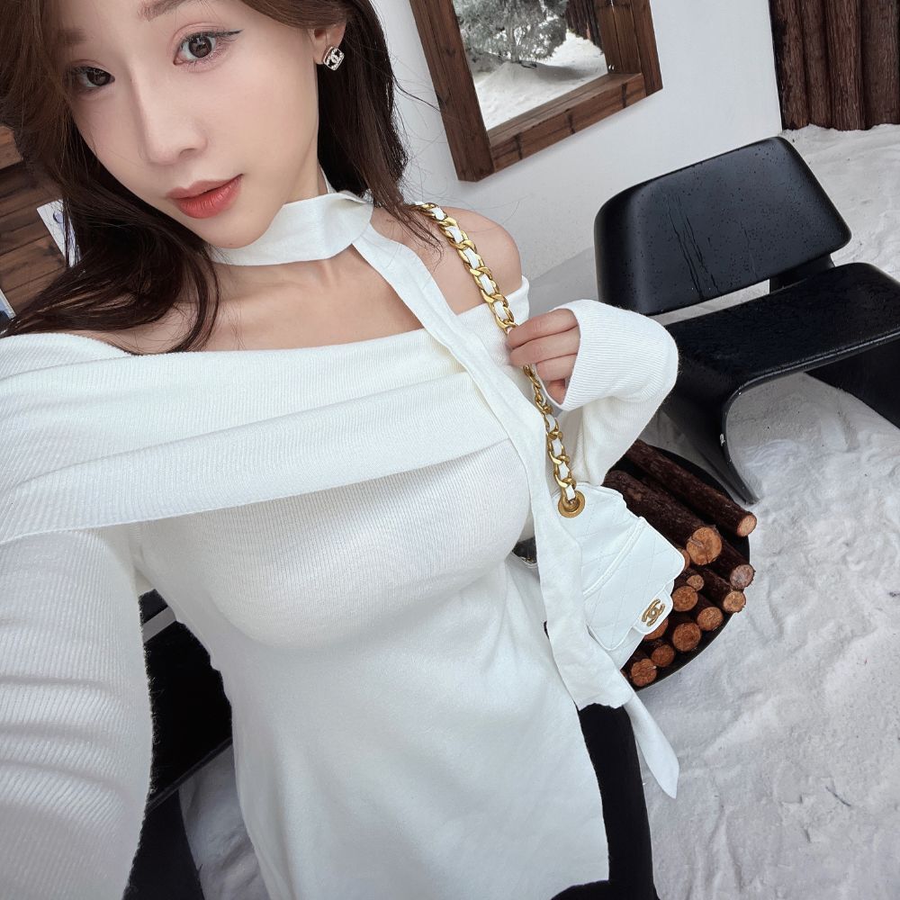 【氣質冬日】DOMISS女主必收款-掛脖一字領毛衣洋裝 顯瘦露肩-3色(現貨)