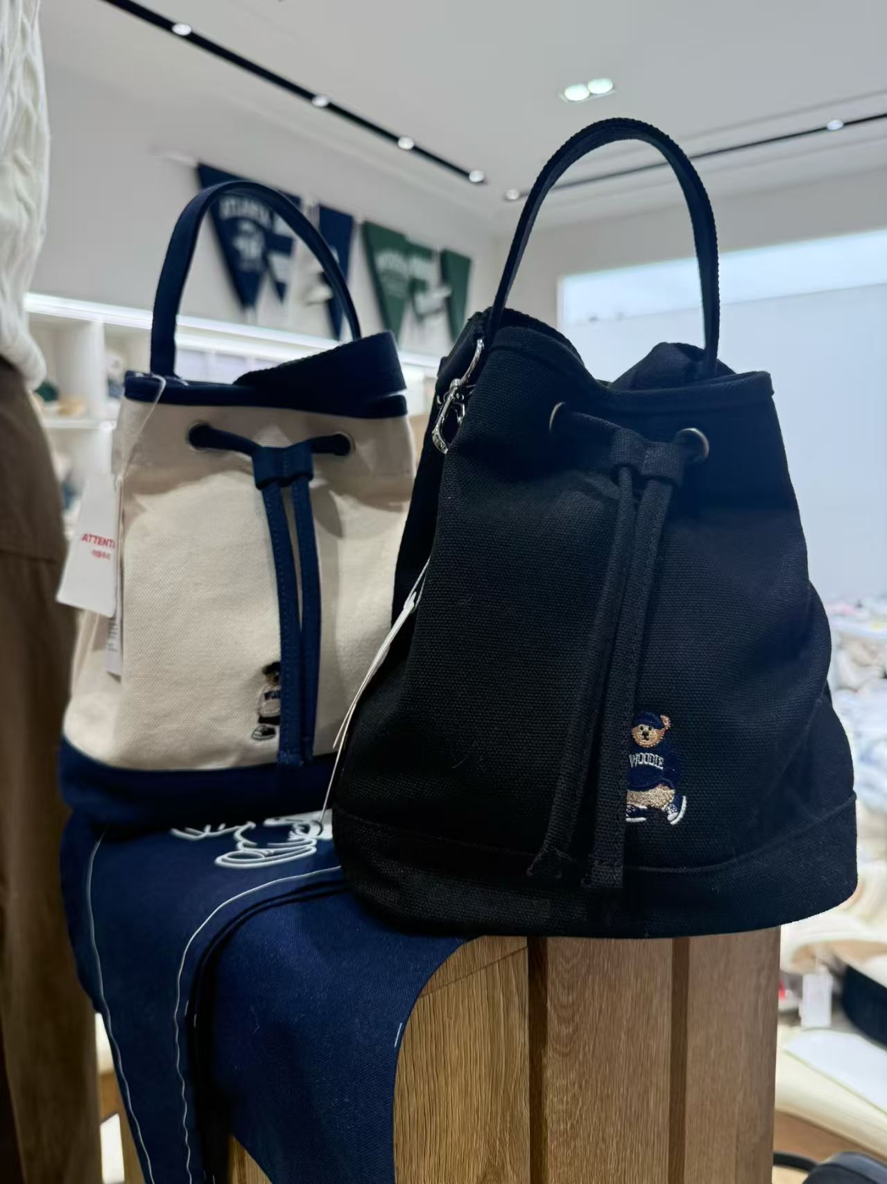 韓國代購 SPAO 帆布水桶束繩袋SP0322