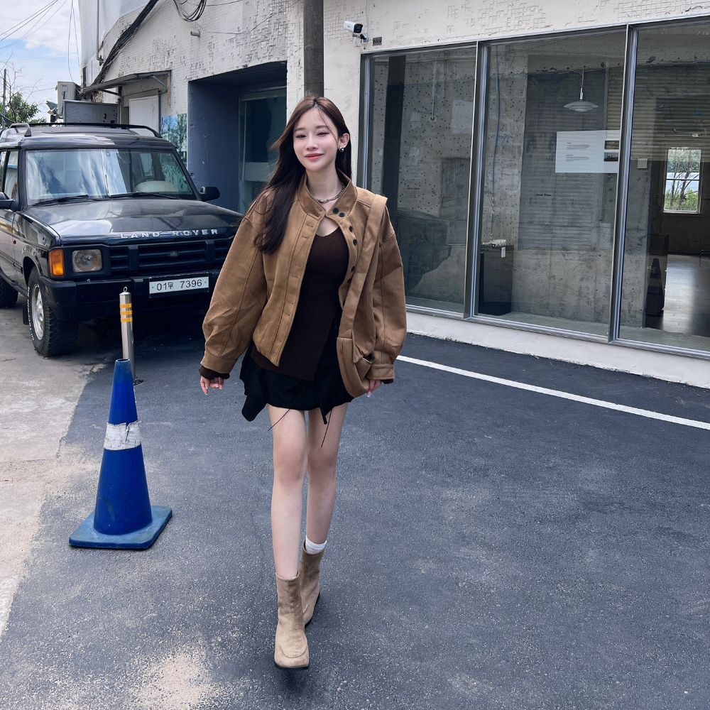 【韓系氛圍感】DOMISS秋冬麂皮外套-附小包 外套組 女主霧面麂皮短版俐落外套-2色 (現貨)