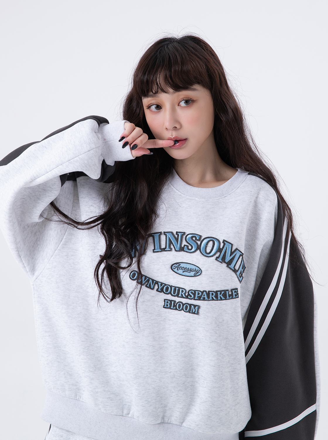 【第二件5折】繡章撞色休閒長袖上衣