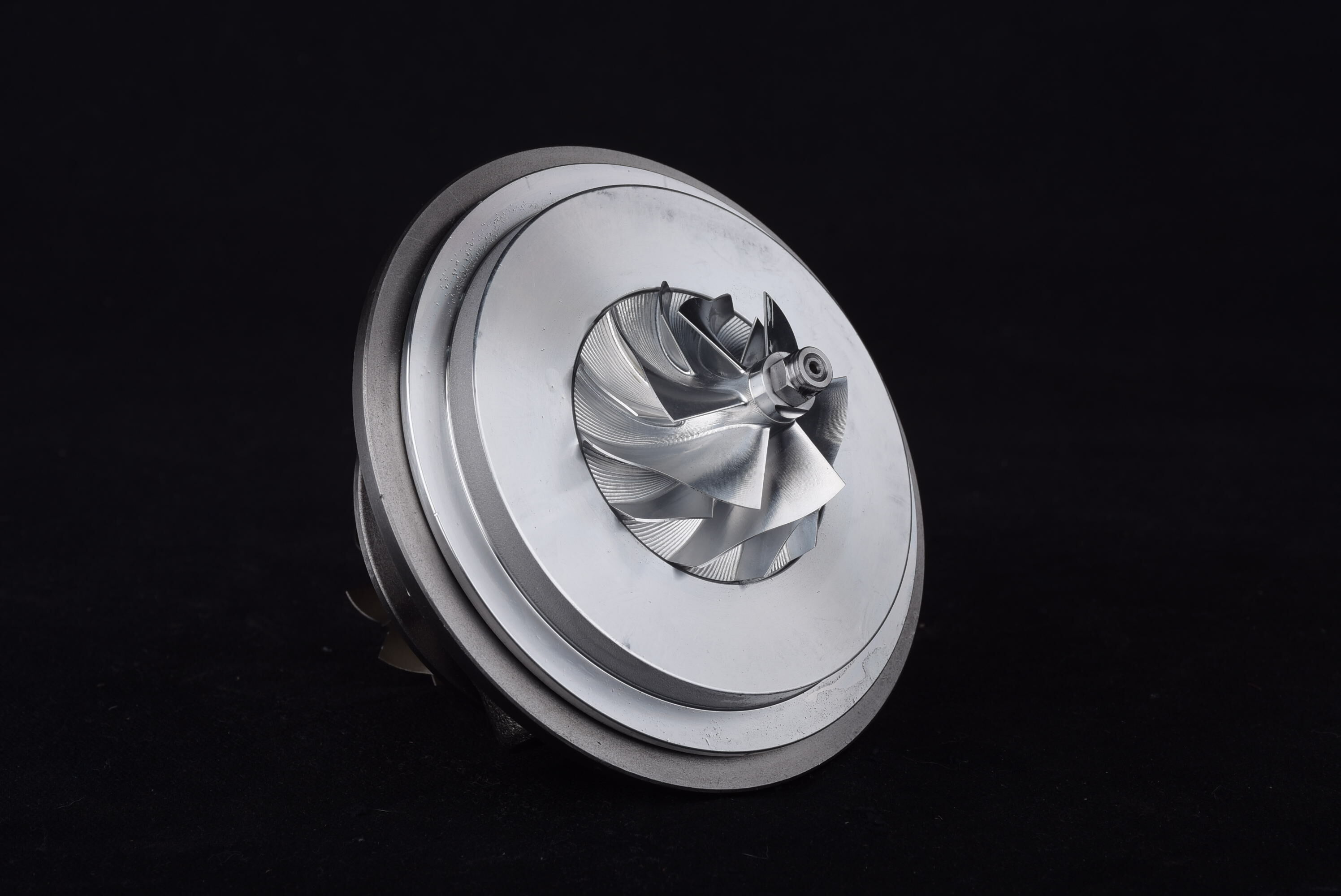 NEW K03 Turbo CHRA for Jaguar XF Land Rover Evoque 2.0L 53039700581 53039700213