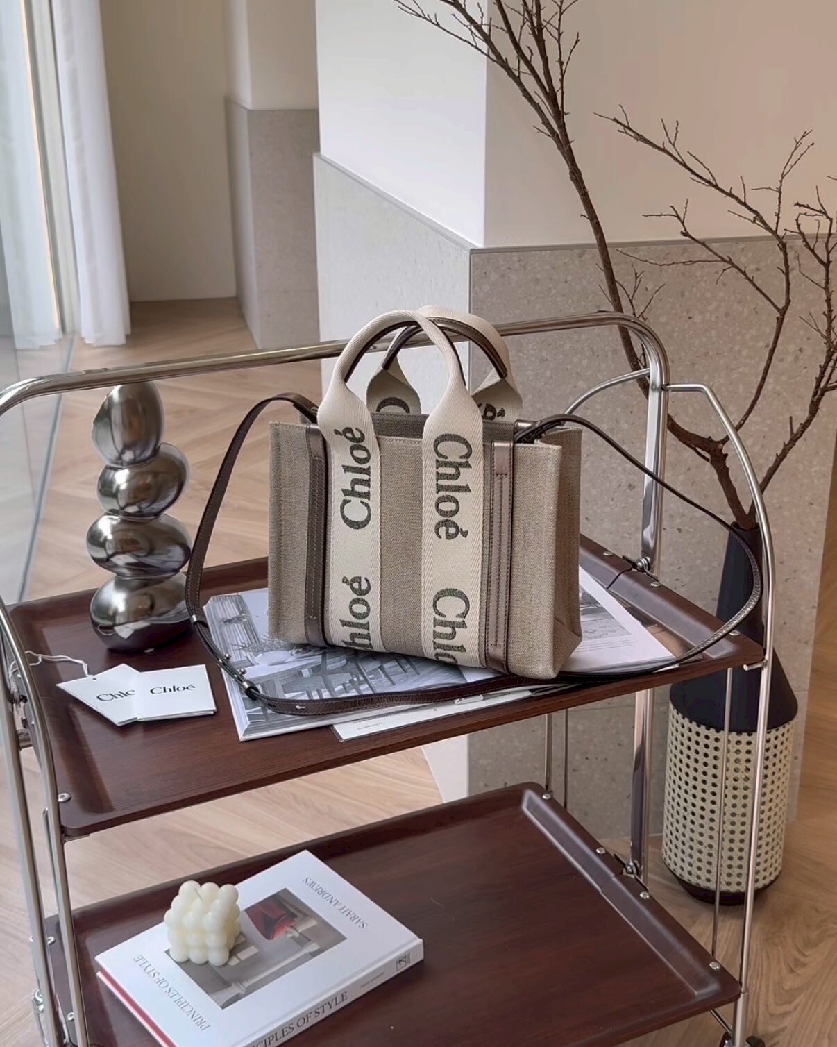 CHLOE｜WOODY 小號托特包 亮灰色