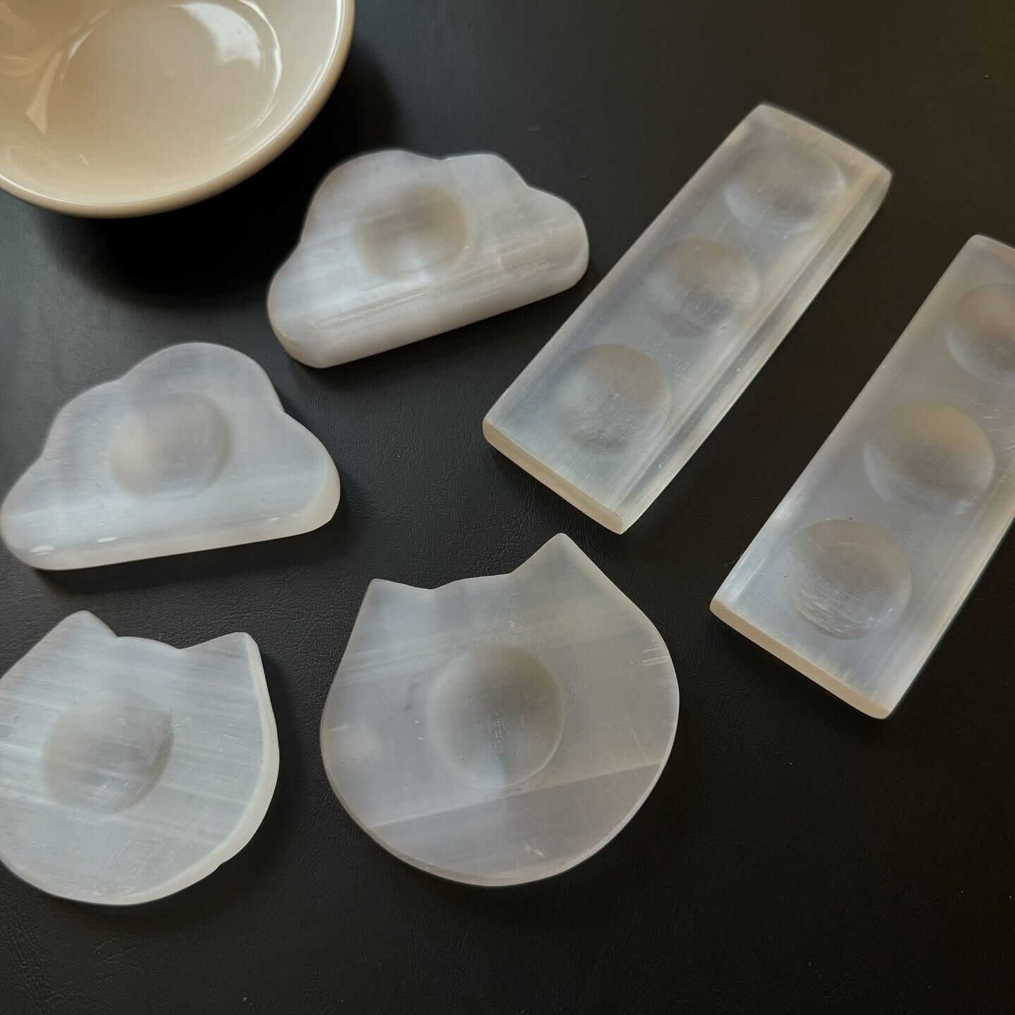 [原石] 透石膏 淨化盤 水晶球底座