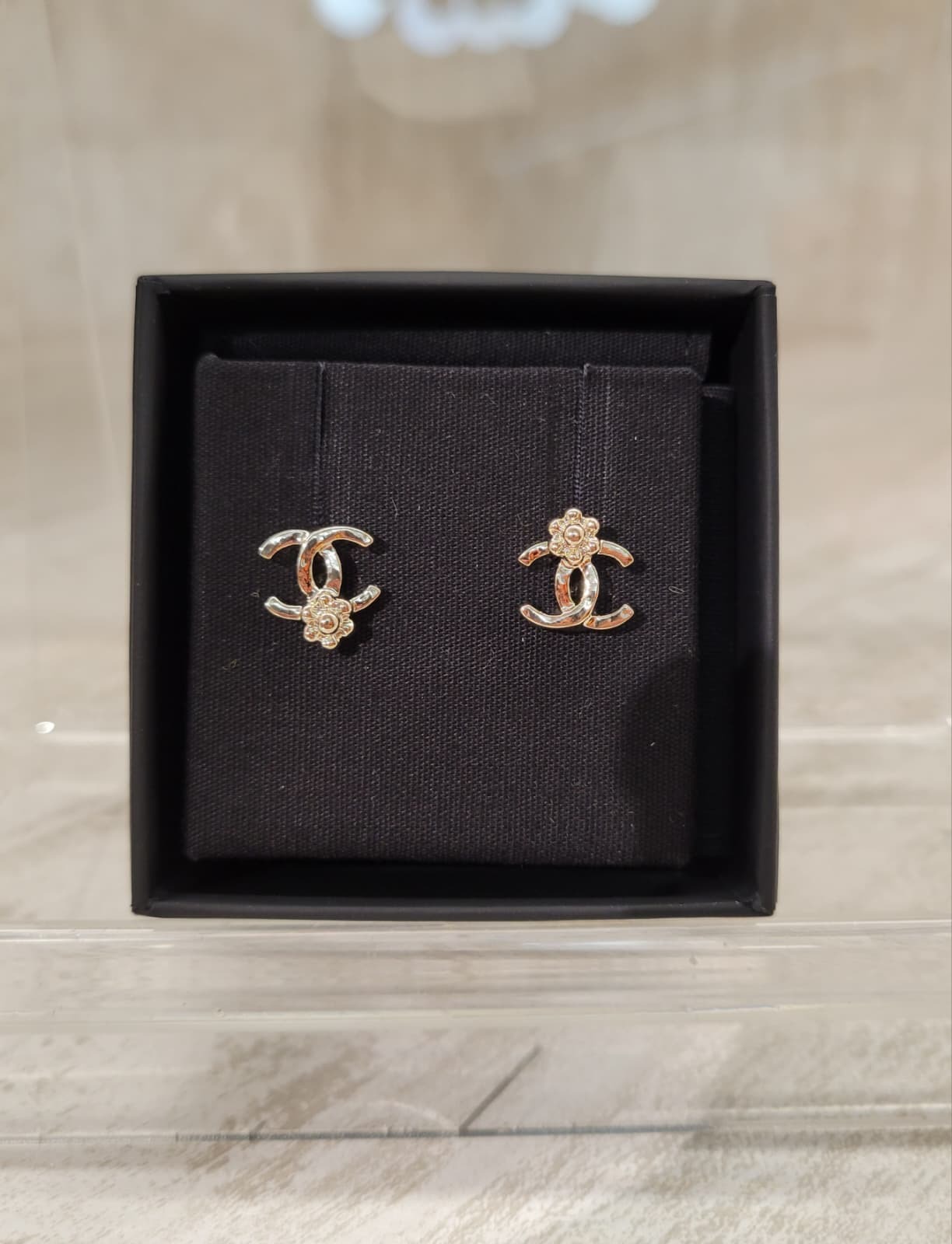 CHANEL ABG791 EARRINGS GOLD FLOWER  1.1CM 淡金 上下不對稱花款 耳環