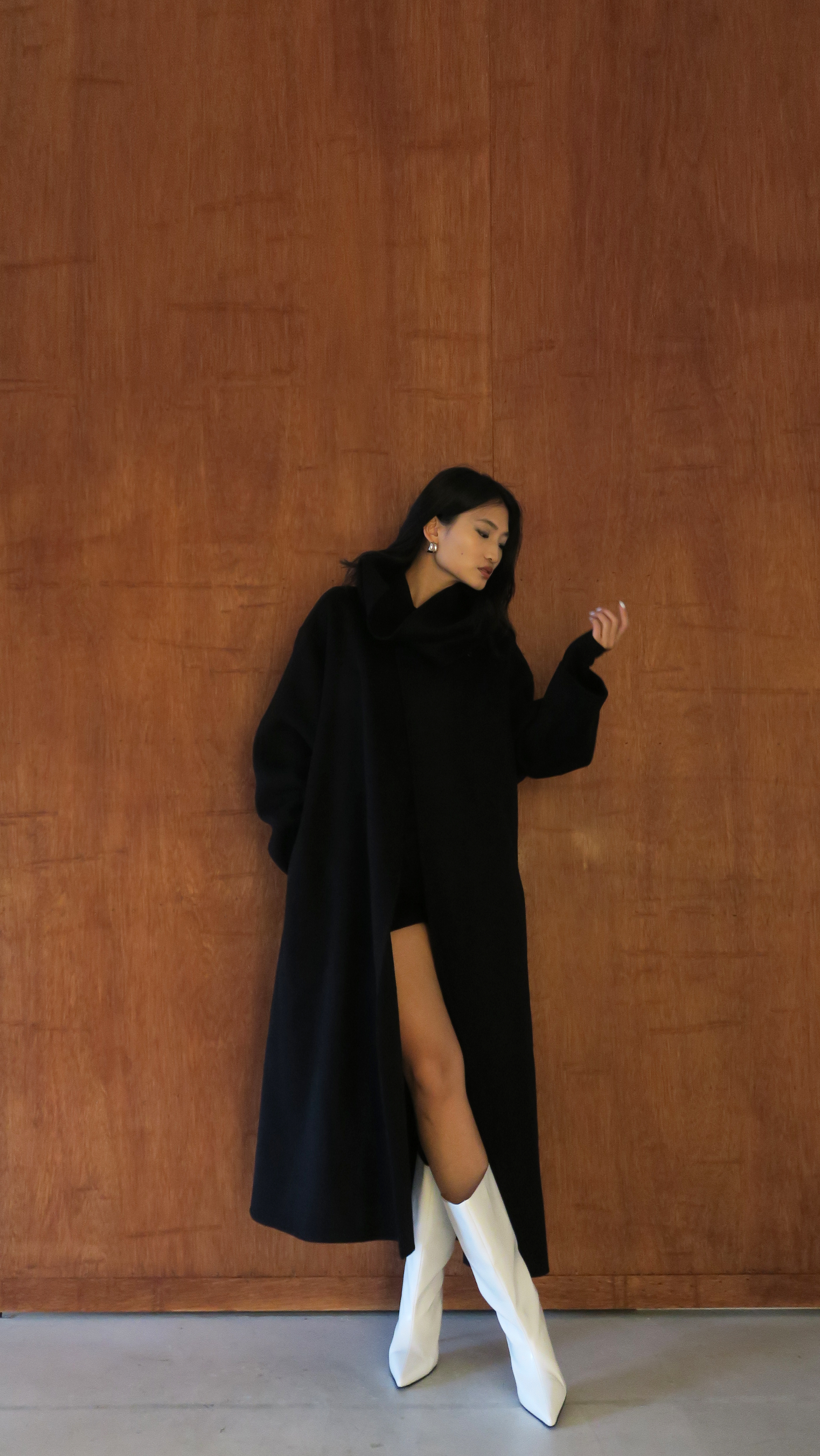 手工圓領羊毛大衣(附圍脖)