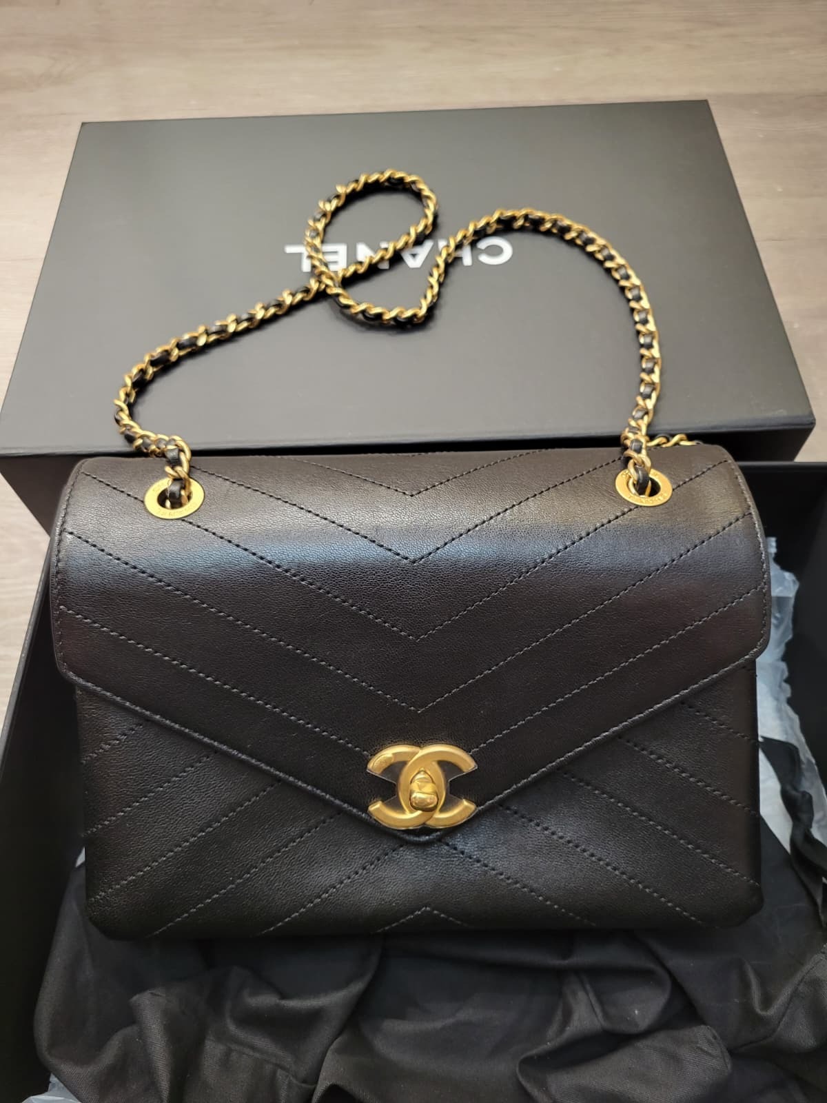 99%NEW CHANEL A57431 FLAP BAG BLACK GOLD CAVIAR