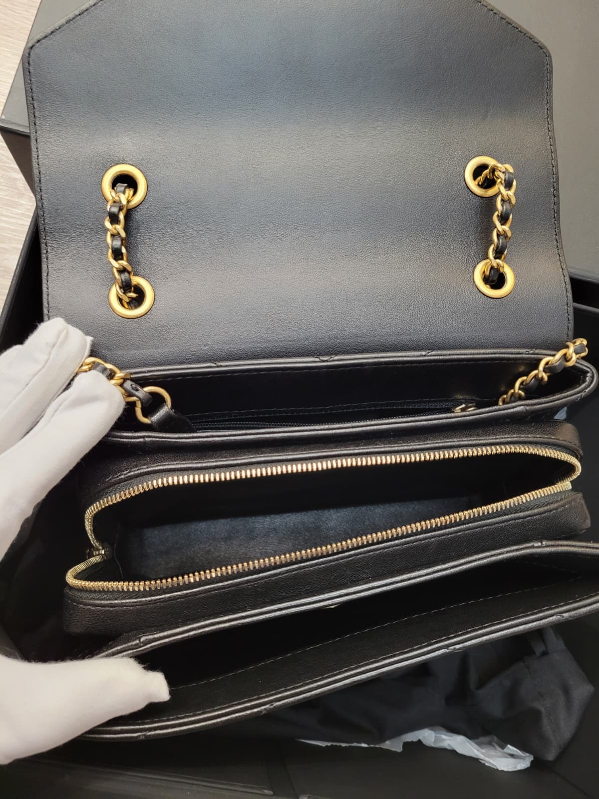 99%NEW CHANEL A57431 FLAP BAG BLACK GOLD CAVIAR